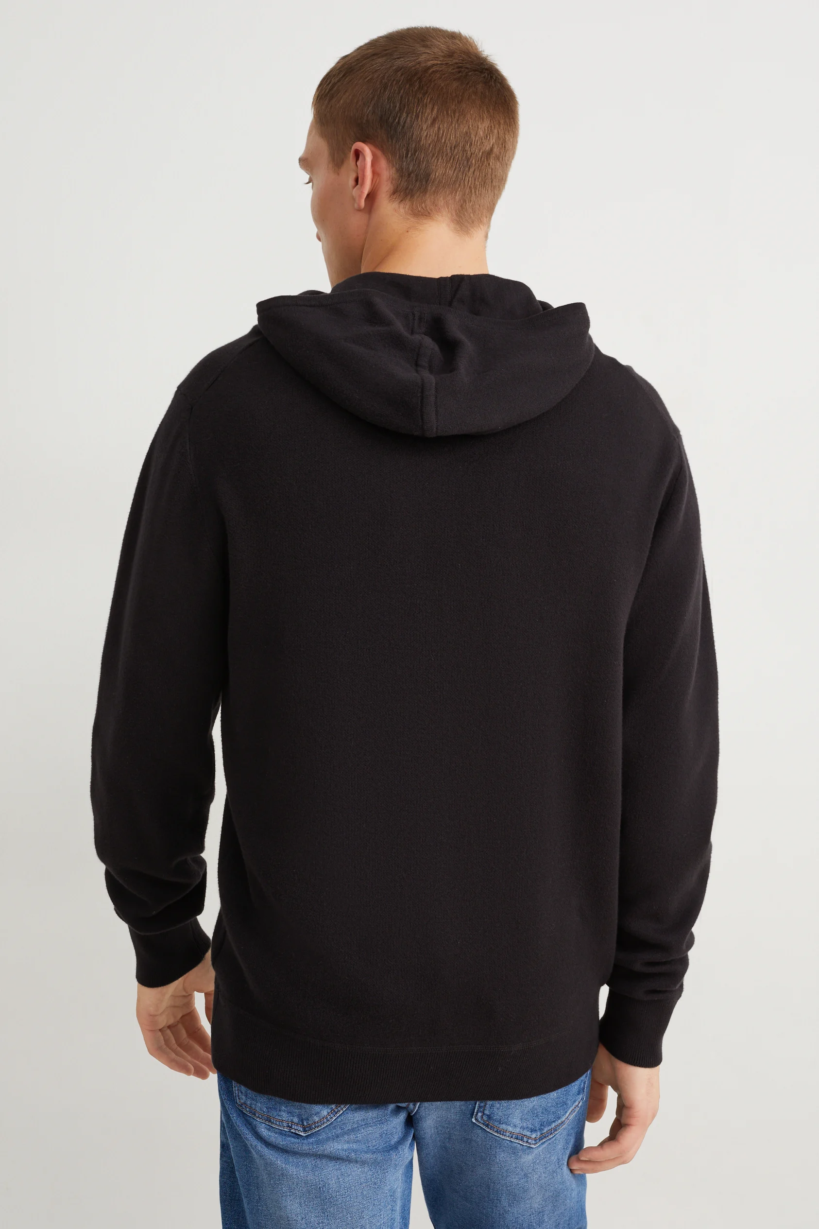Hooded jumper