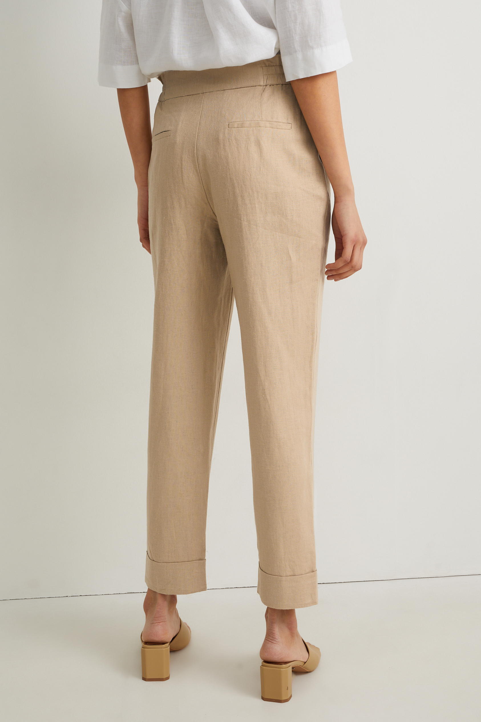 Cloth trousers - high waist - tapered fit - linen blend