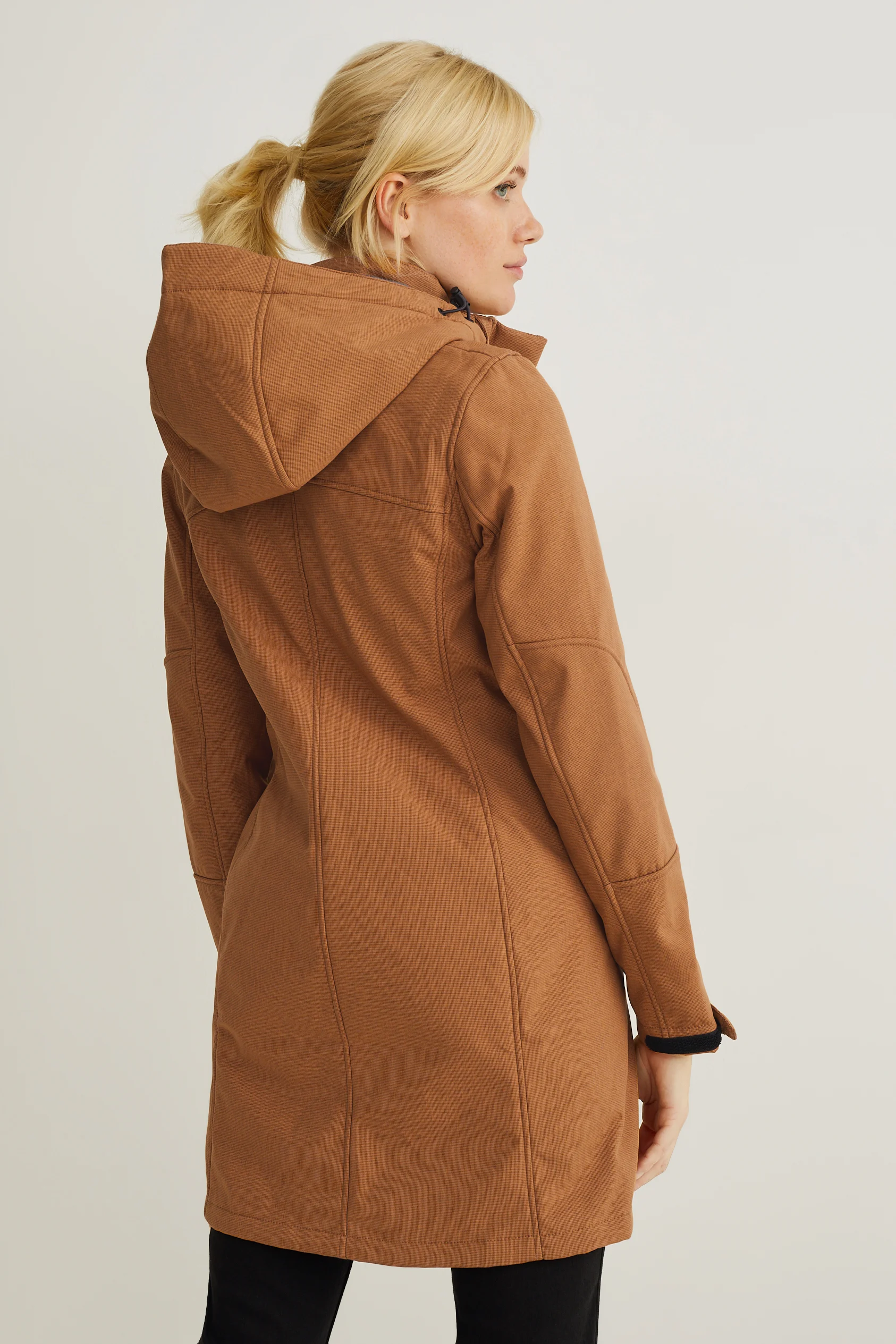Softshell coat with hood