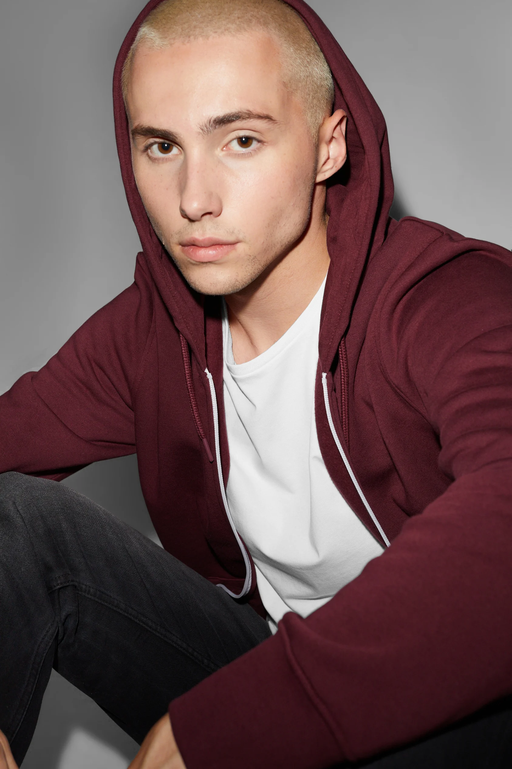 Zip-through sweatshirt with hood