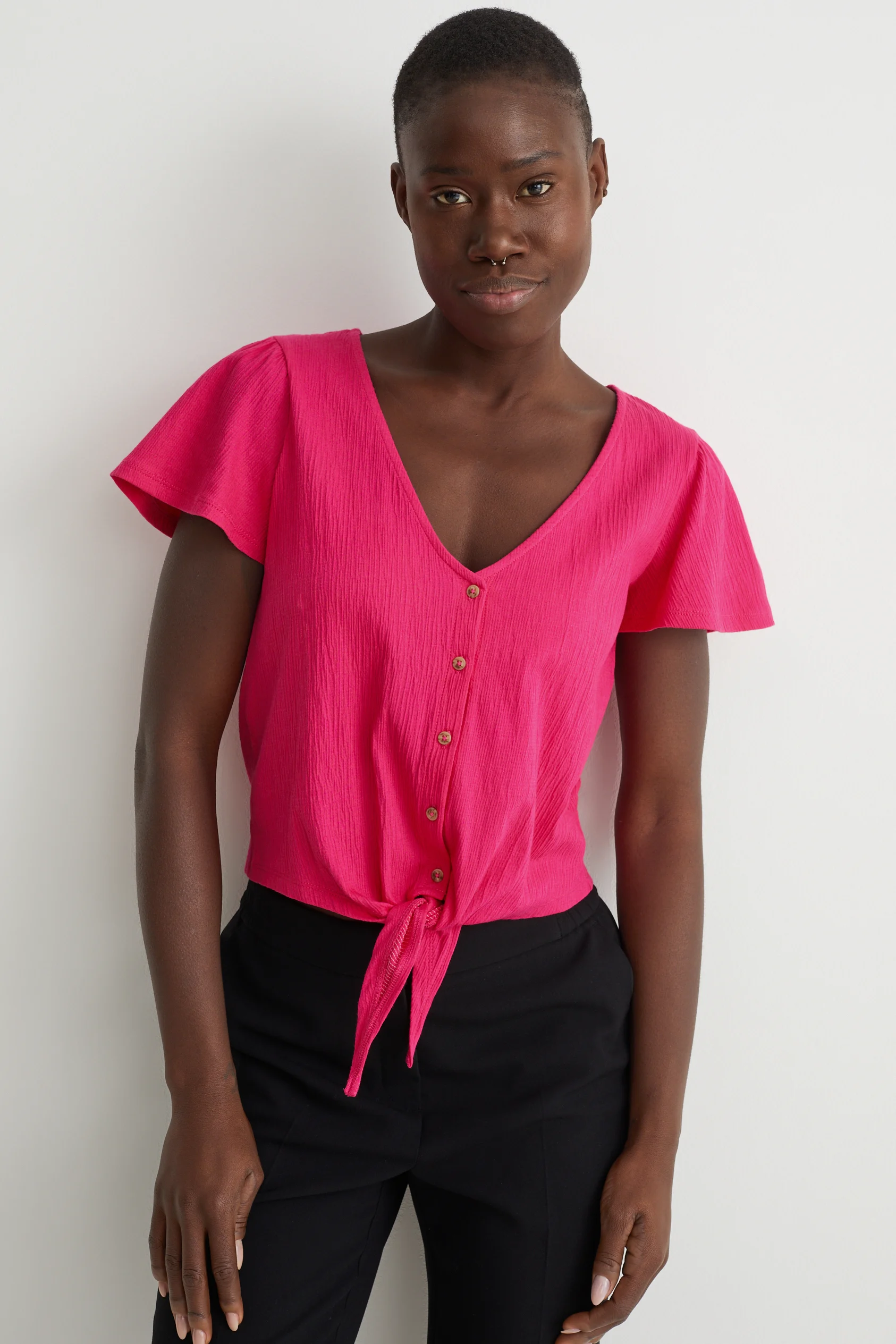 T-shirt with knot detail