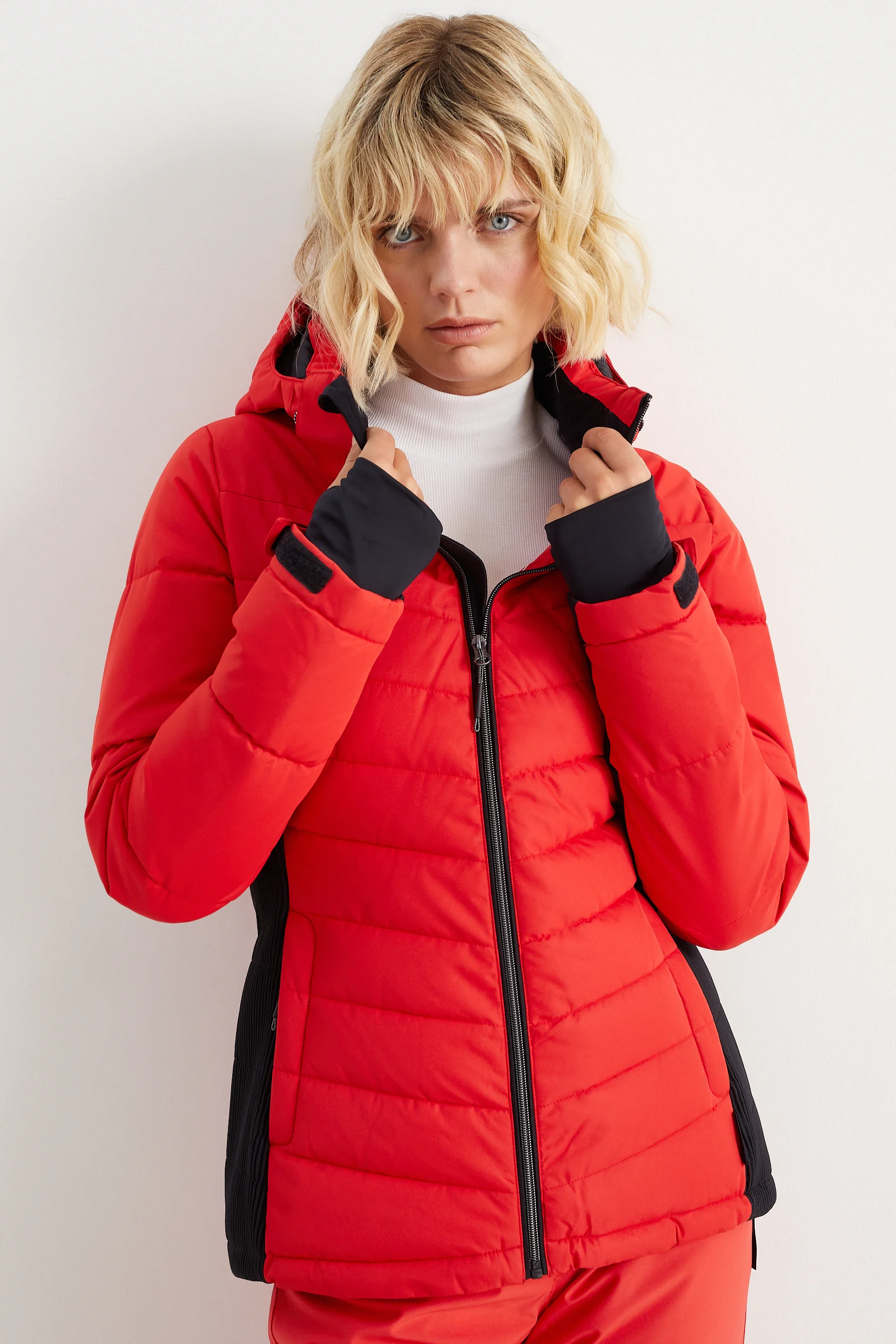 Ski jacket with hood