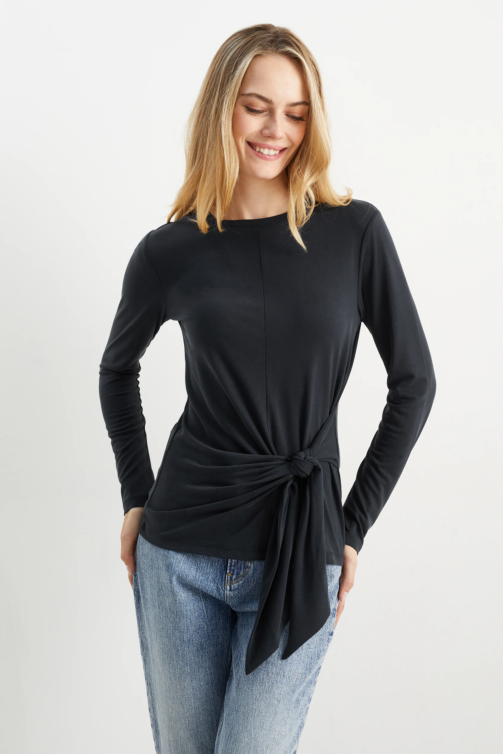 Long sleeve top with knot detail