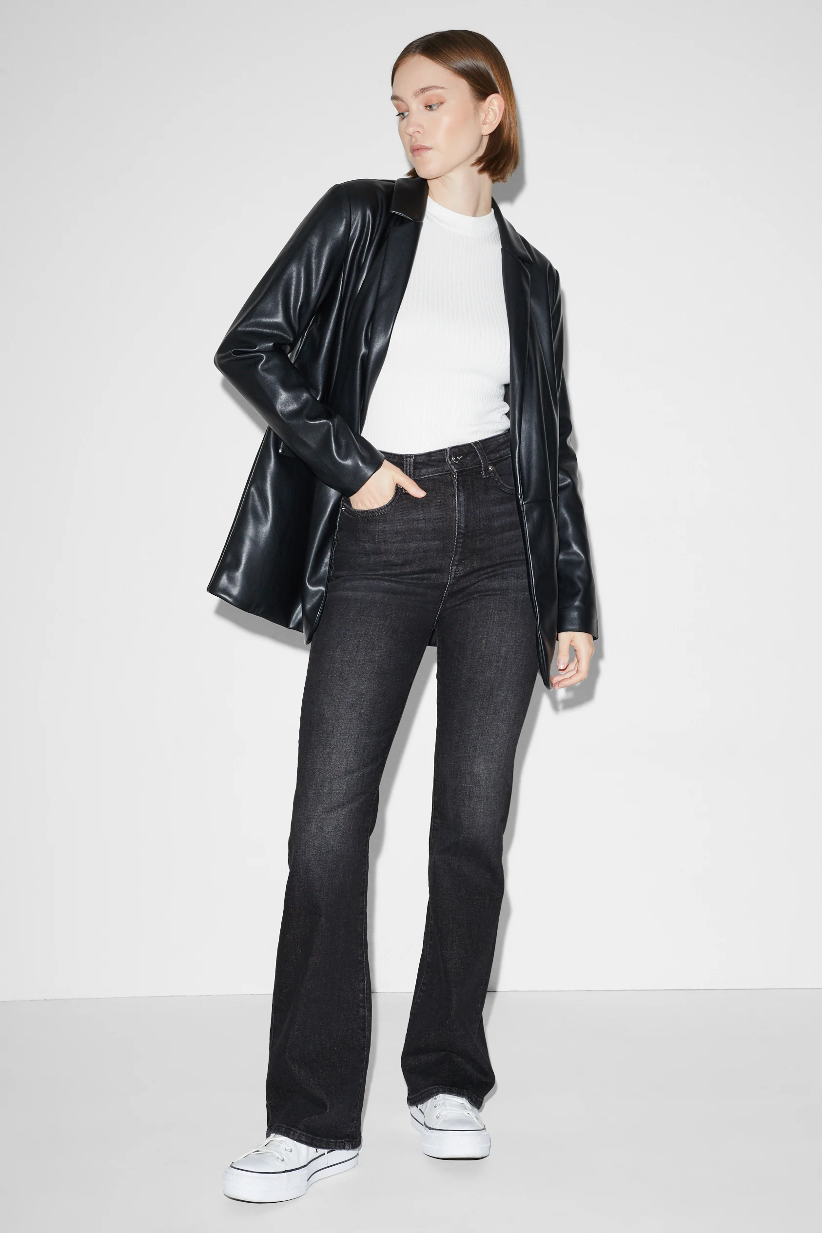 CLOCKHOUSE - Flared jeans - high waist - LYCRA?