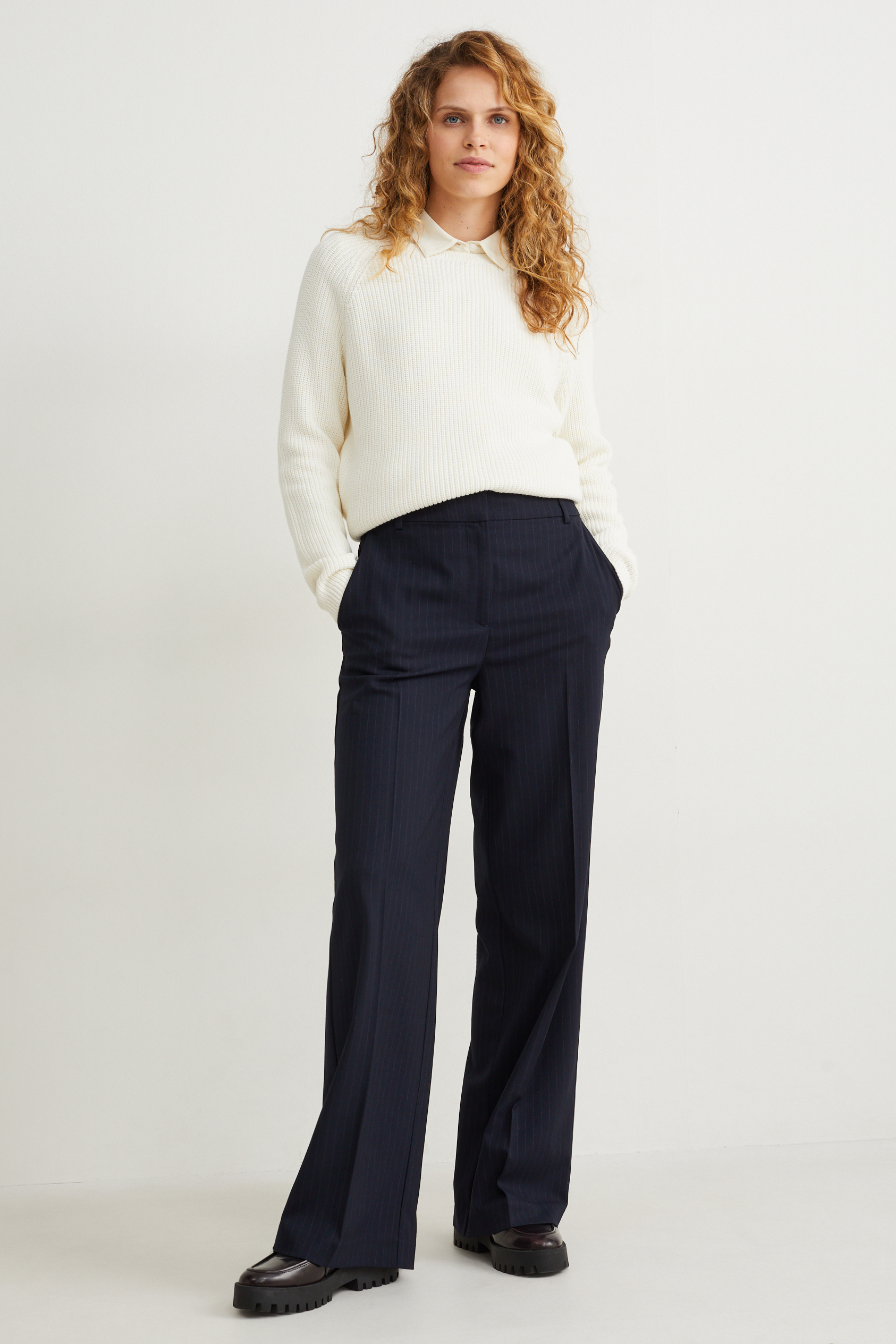 Cloth trousers - high waist - wide leg