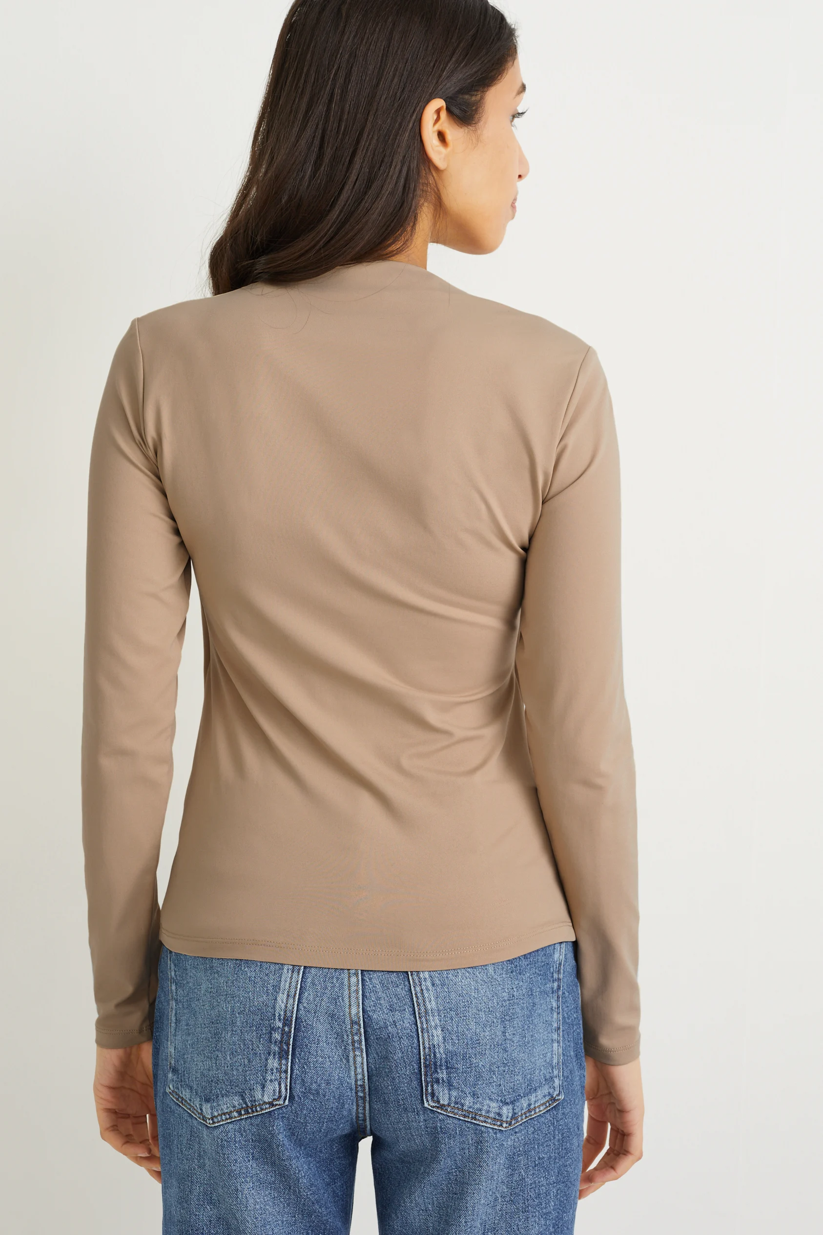 Long sleeve top
