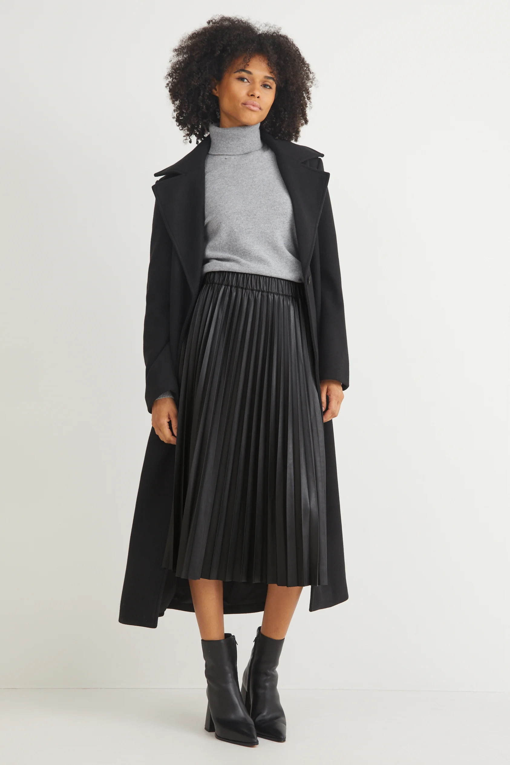 Pleated skirt - faux leather