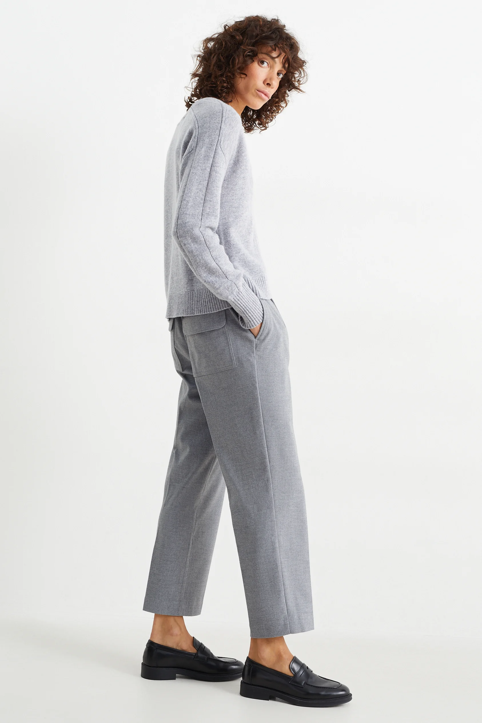 Cloth trousers - high waist - tapered fit