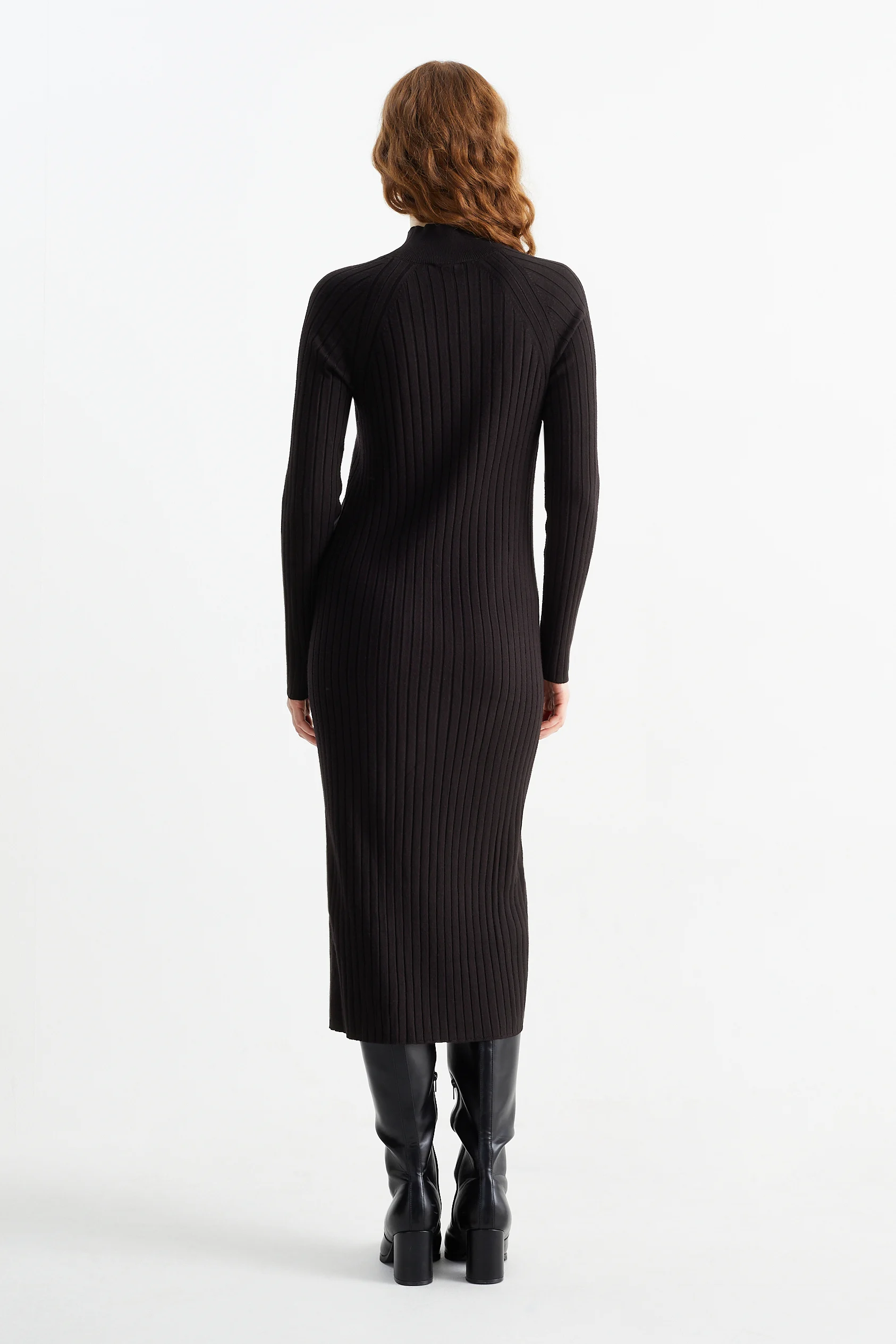 Knitted bodycon dress - ribbed