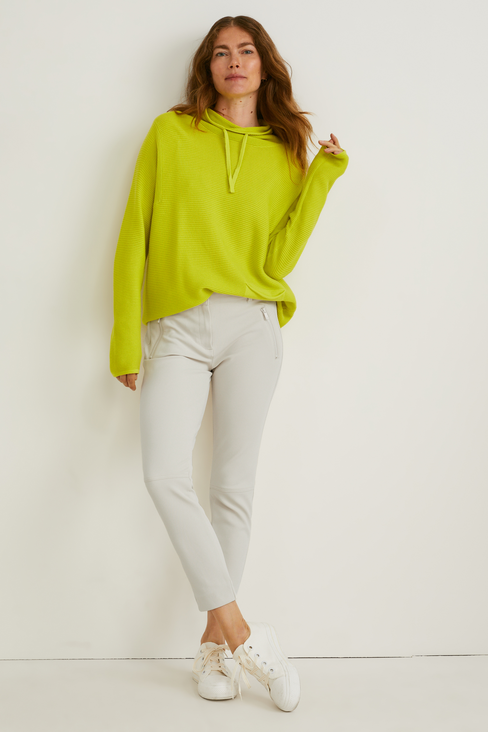 Cloth trousers - mid-rise waist - slim fit