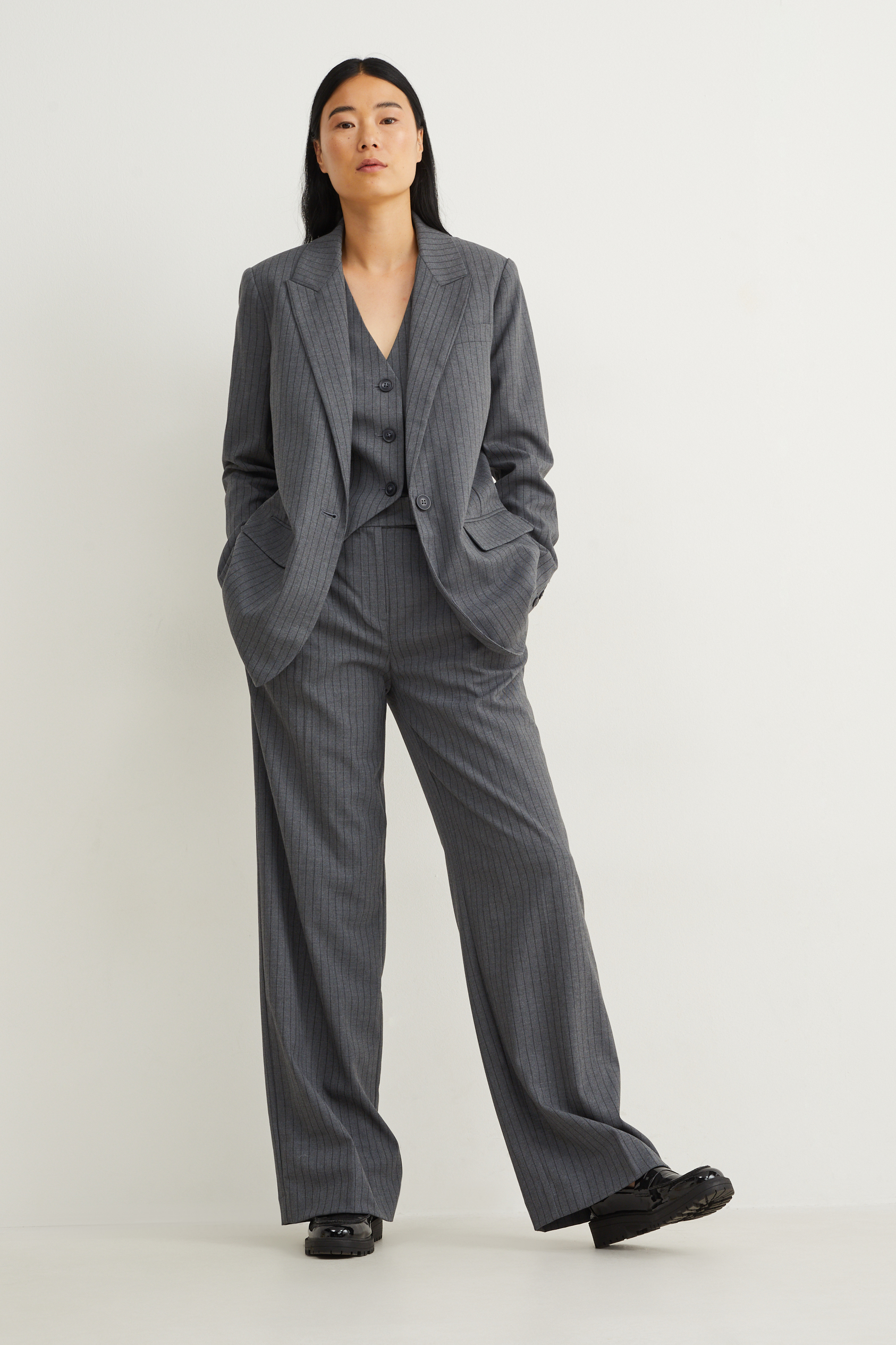 Cloth trousers - high waist - wide leg - pinstripes