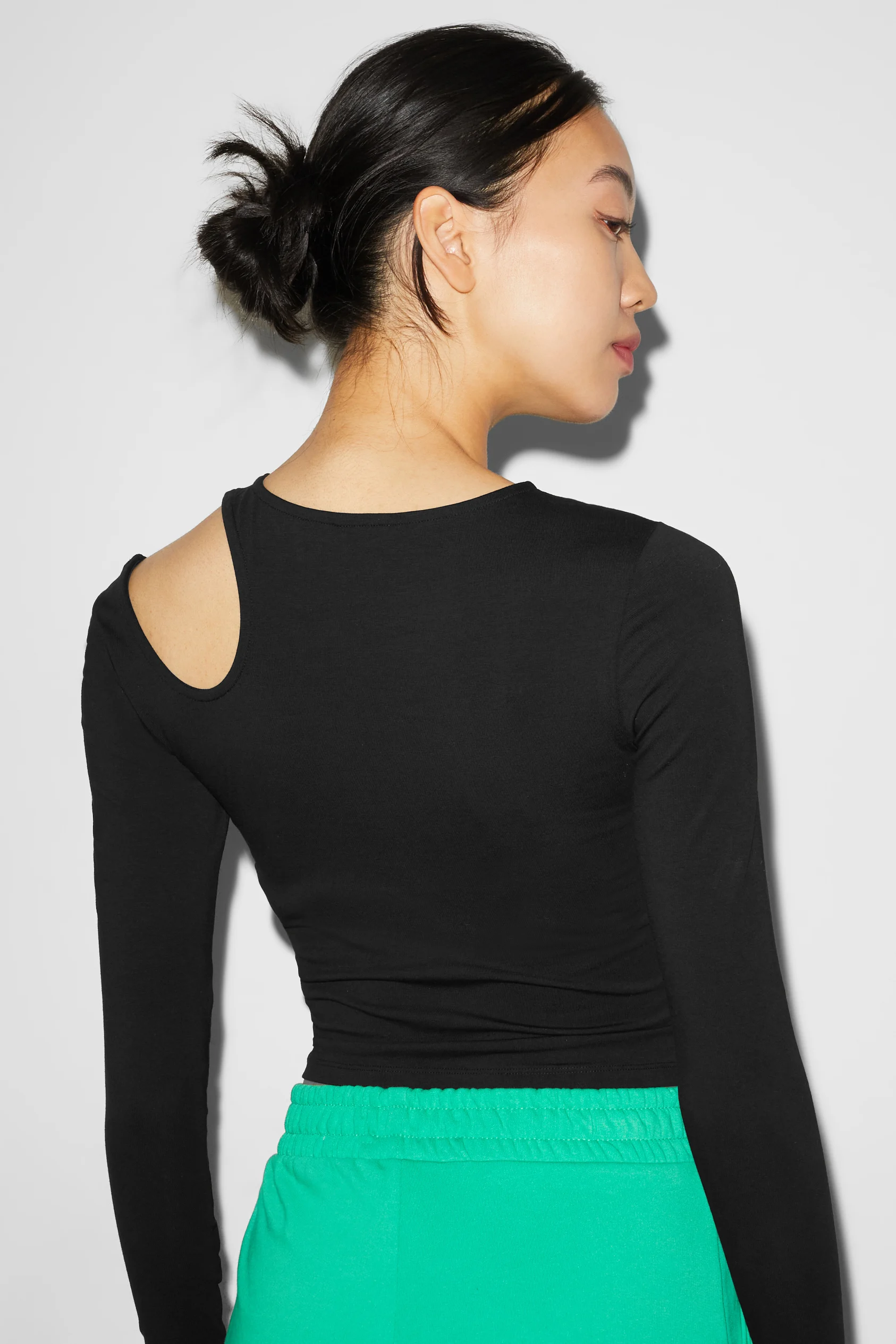 CLOCKHOUSE - cropped long sleeve top