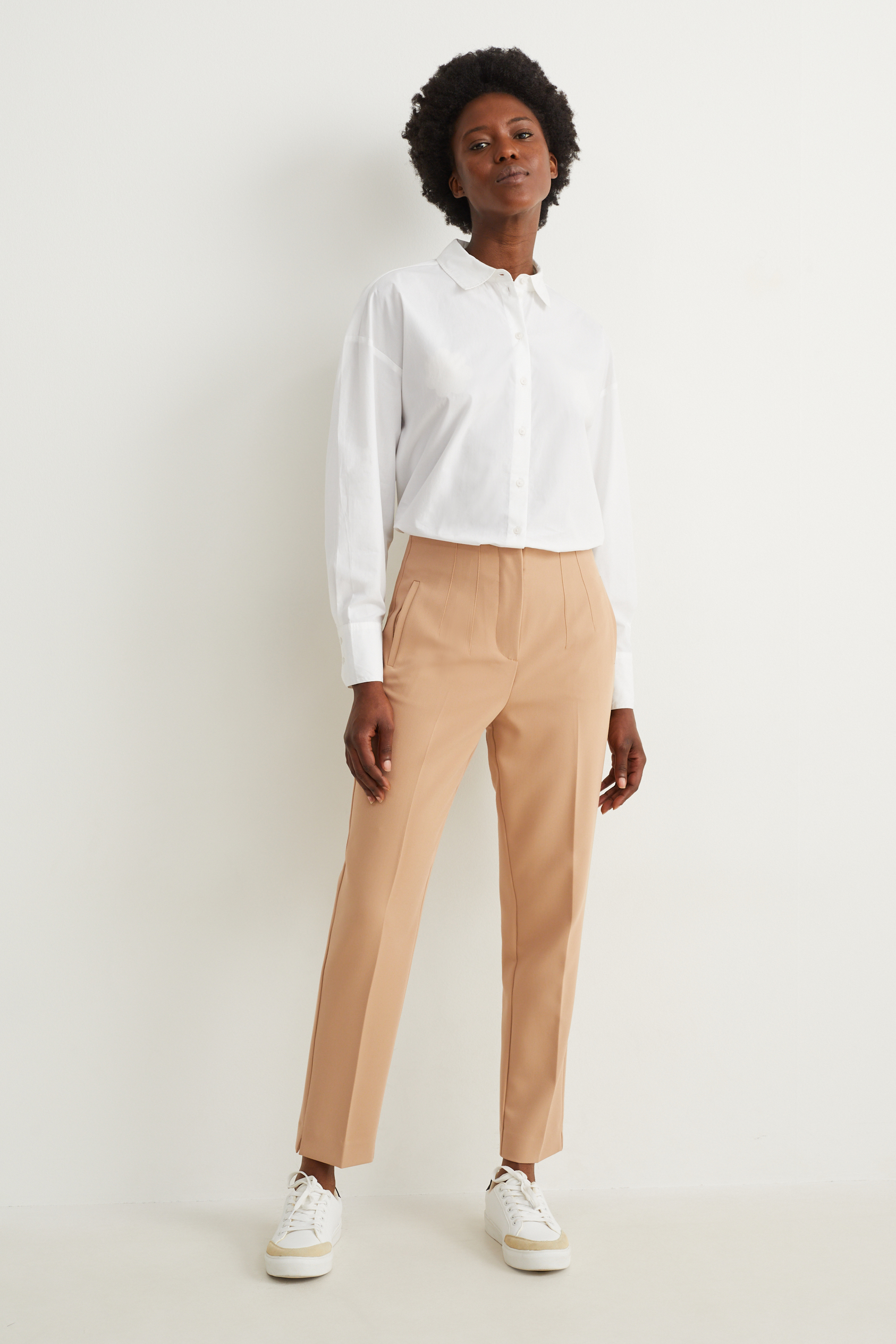 Cloth trousers - high waist - tapered fit
