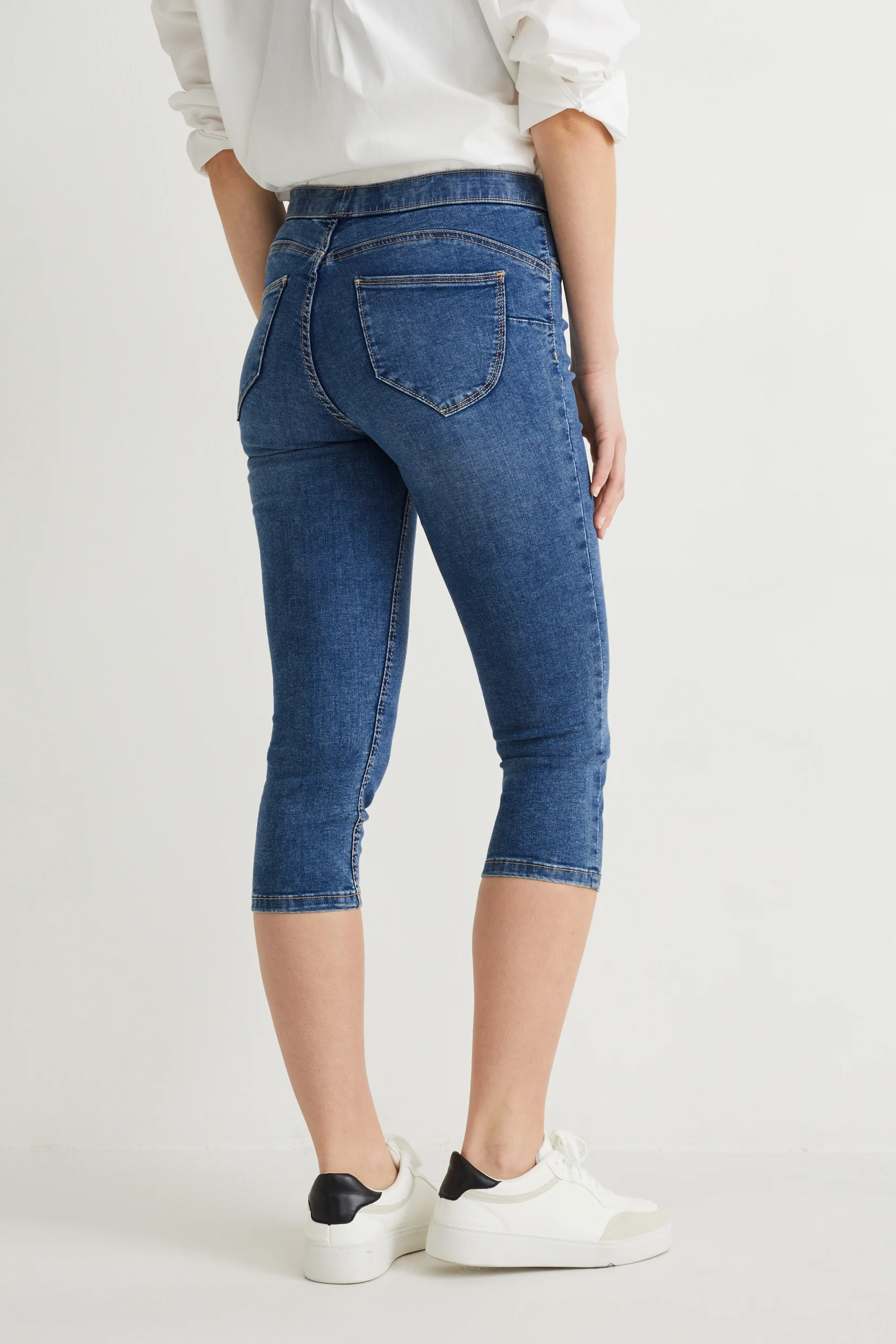 Capri jegging jeans - mid-rise waist - push-up effect - LYCRA?