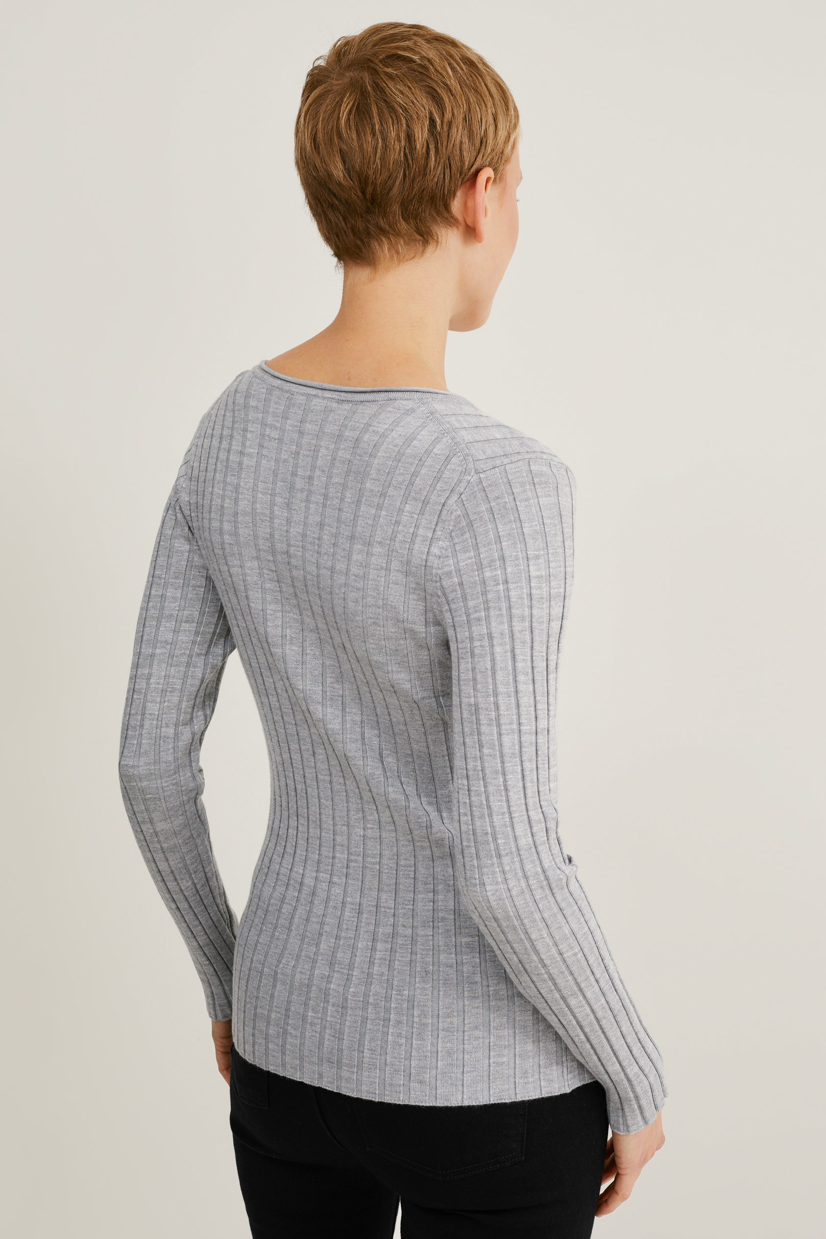 Fine knit jumper