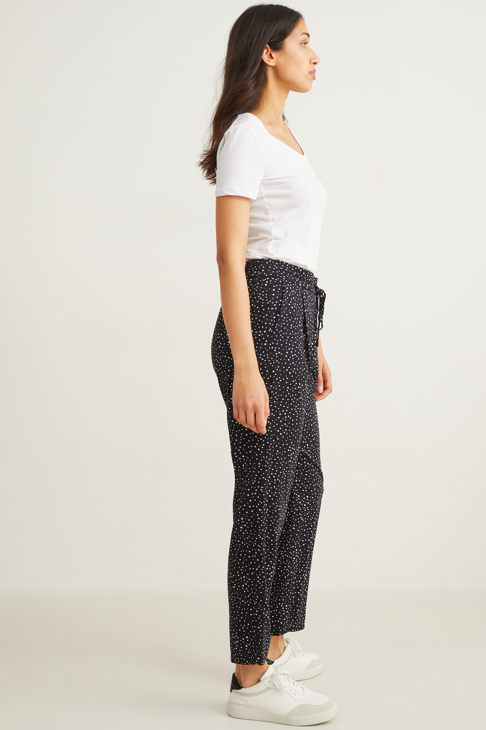 Cloth trousers - high-rise waist - tapered fit - polka dot