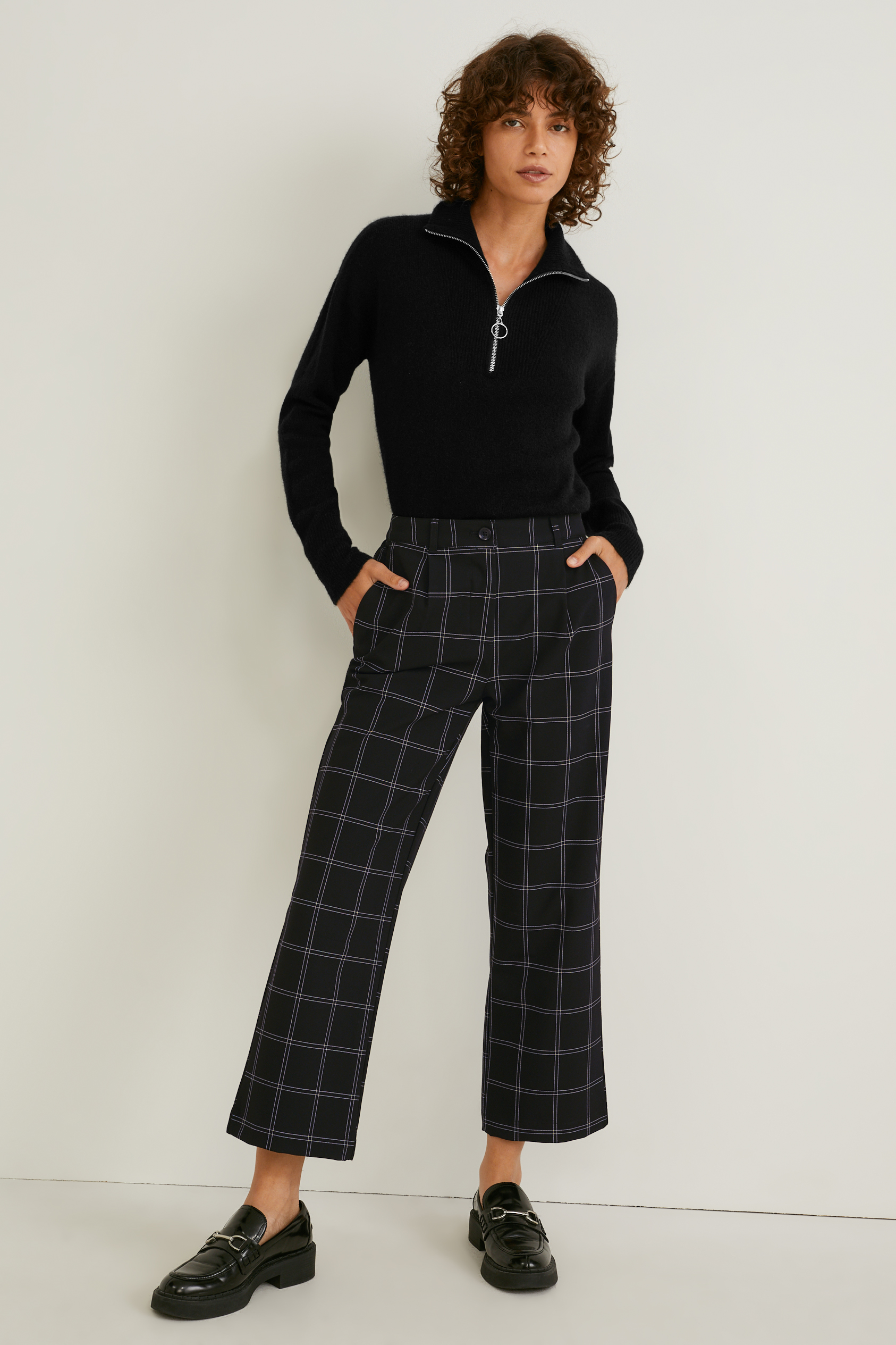 Cloth trousers - mid-rise waist - wide leg - check