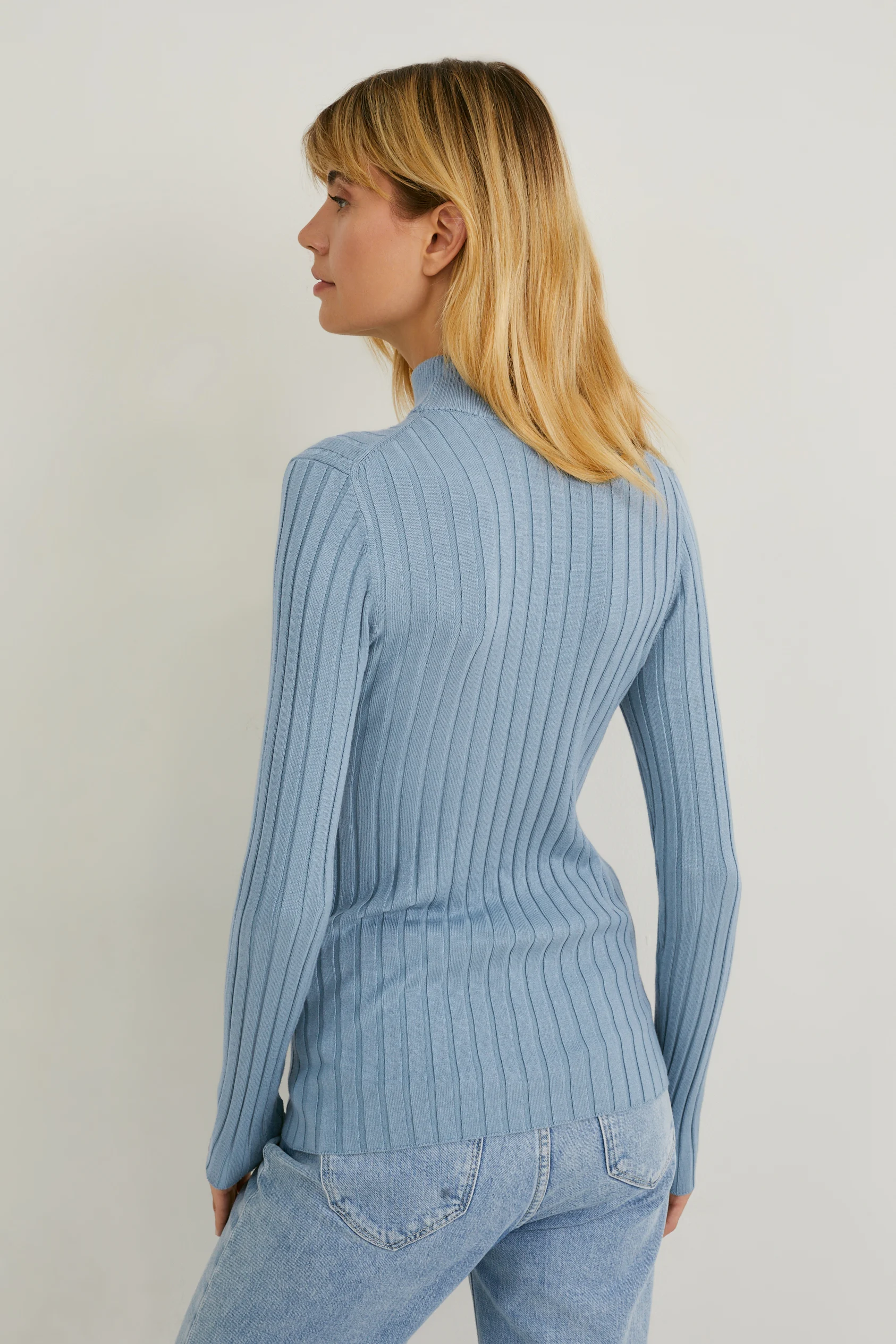 Fine knit jumper