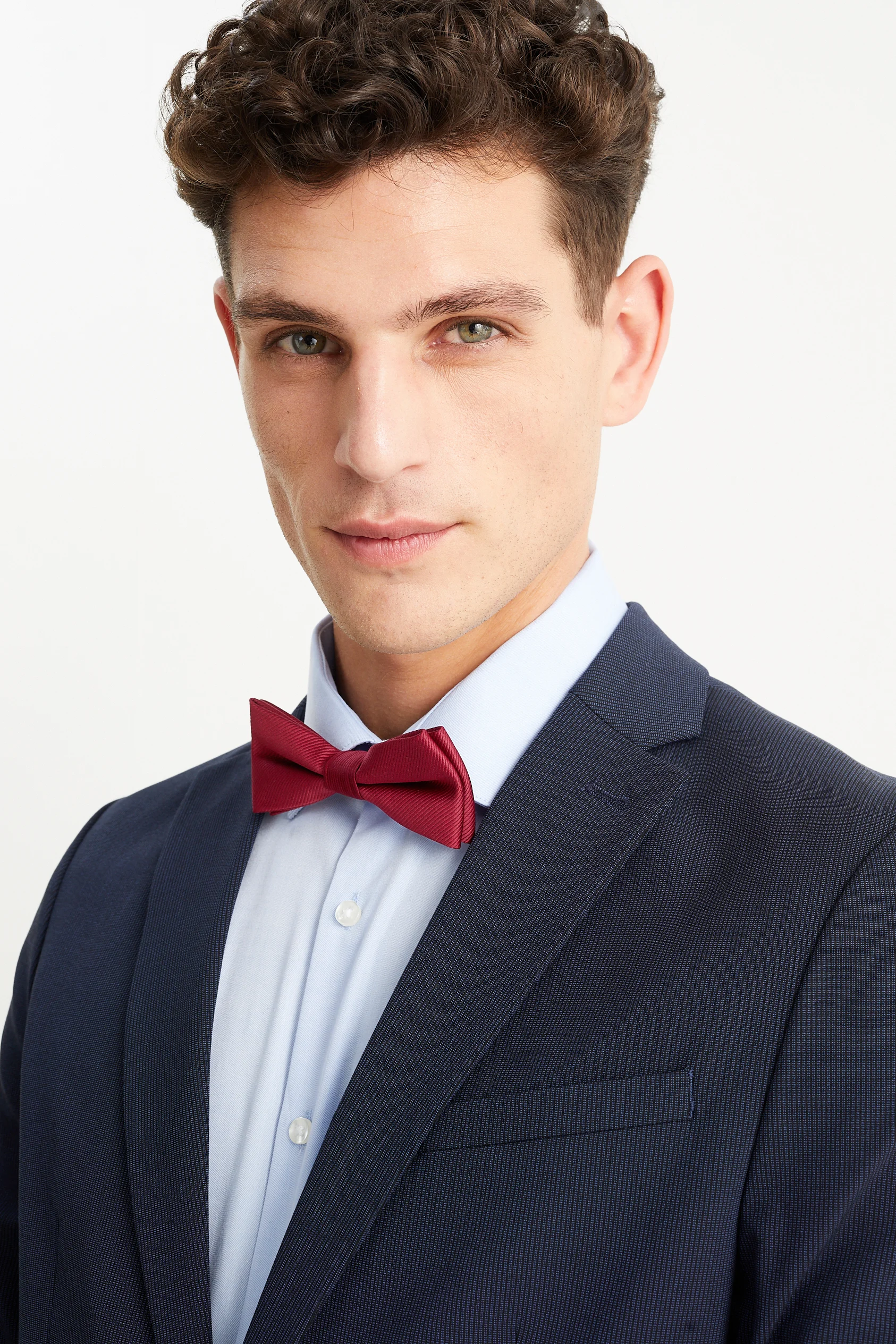 Bow tie