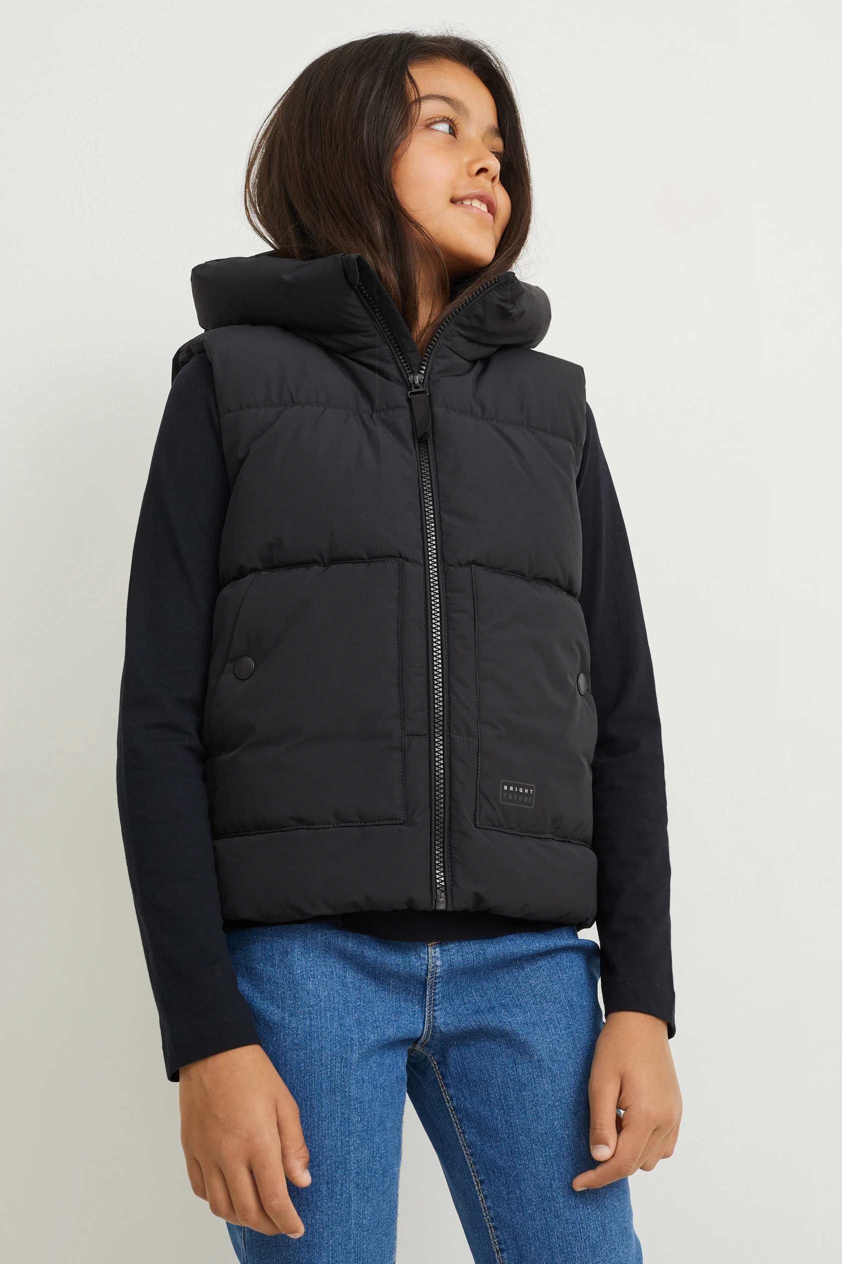 Quilted gilet with hood