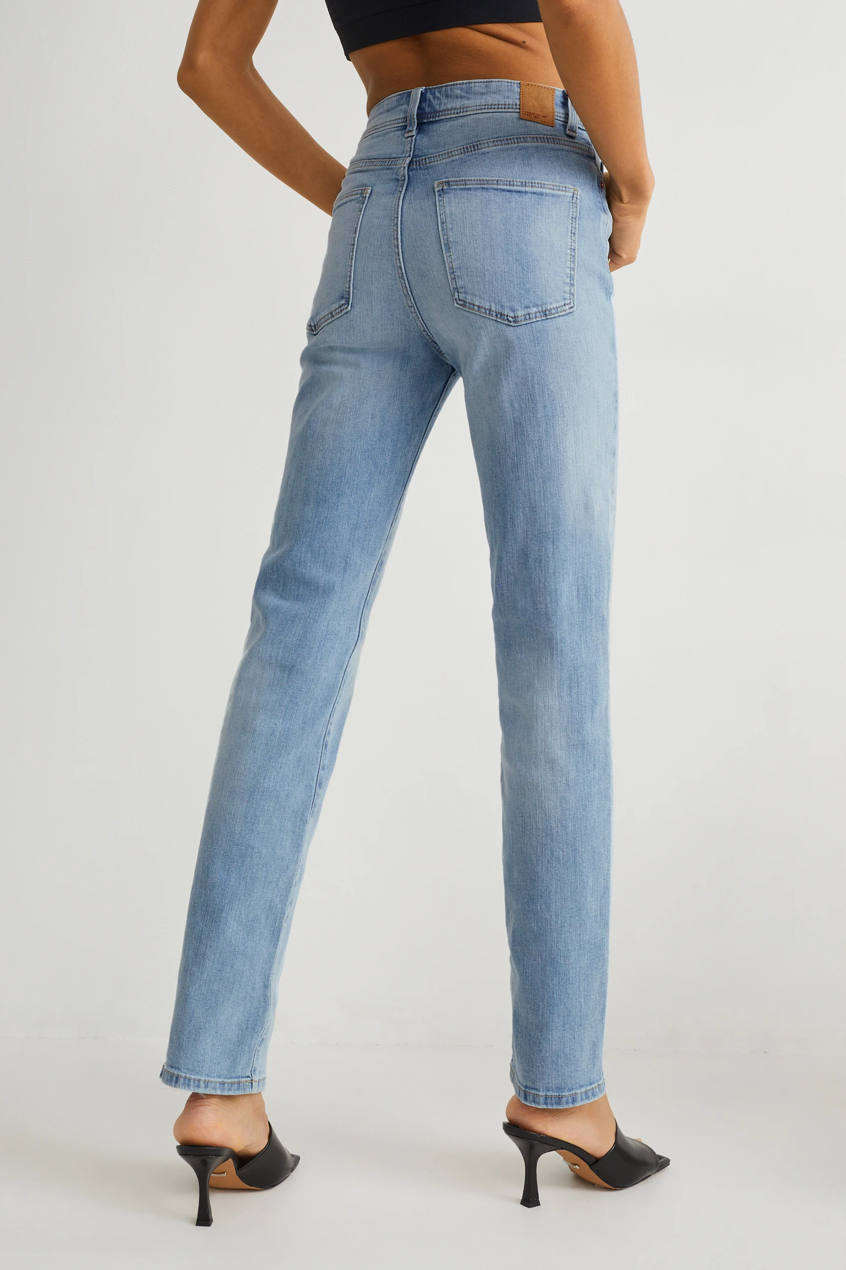 Straight jeans - high waist