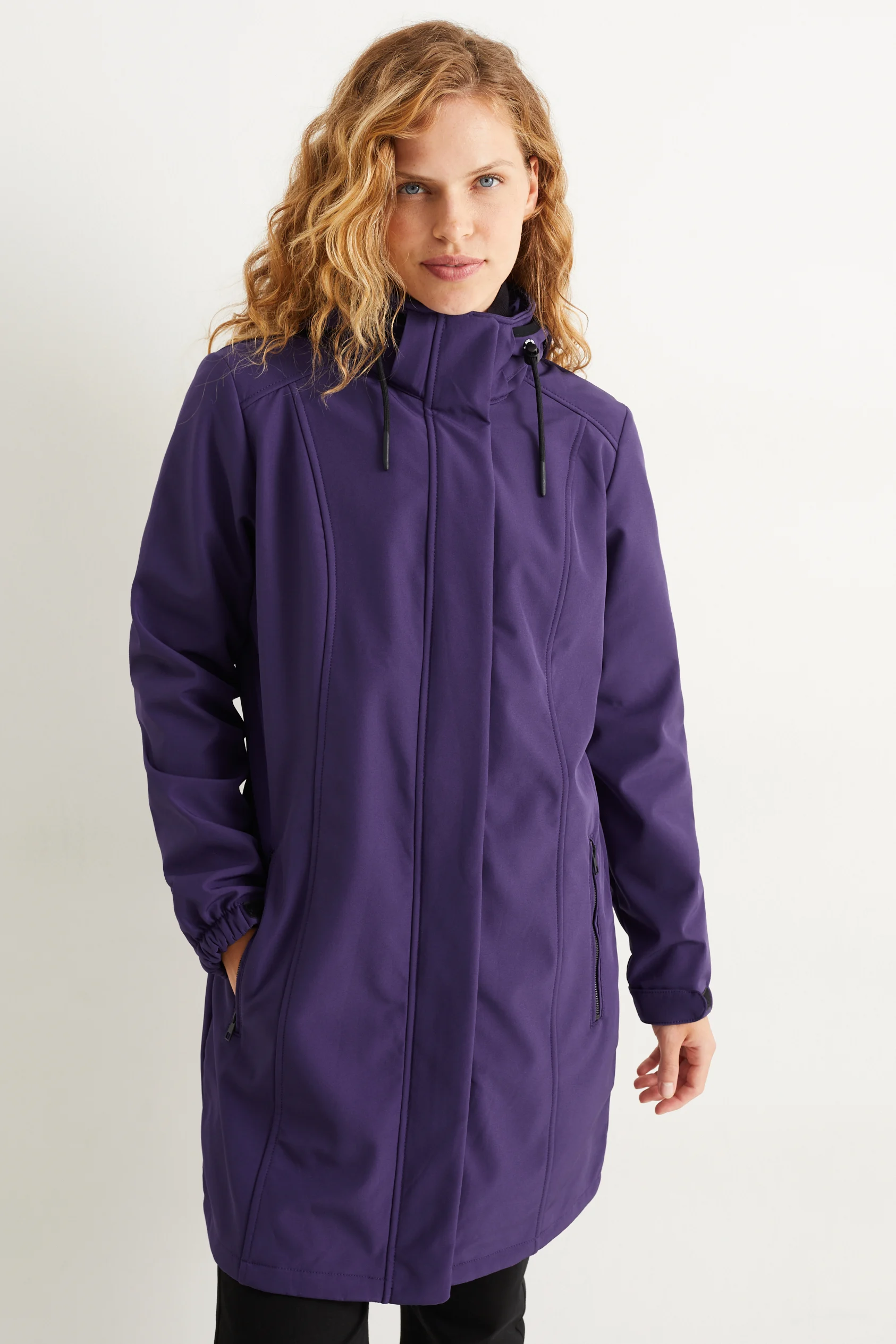 Softshell coat with hood