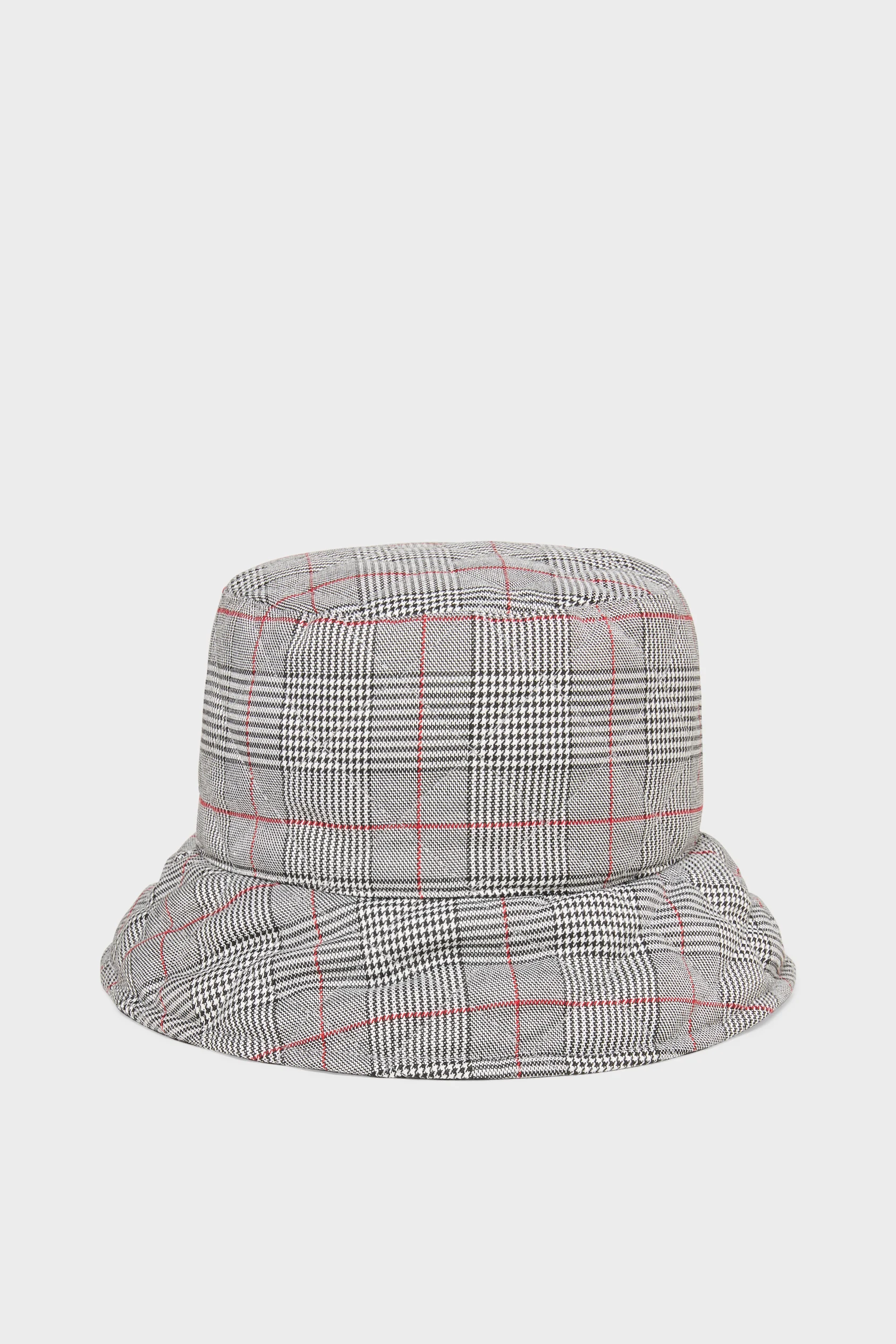 Reversible hat - check