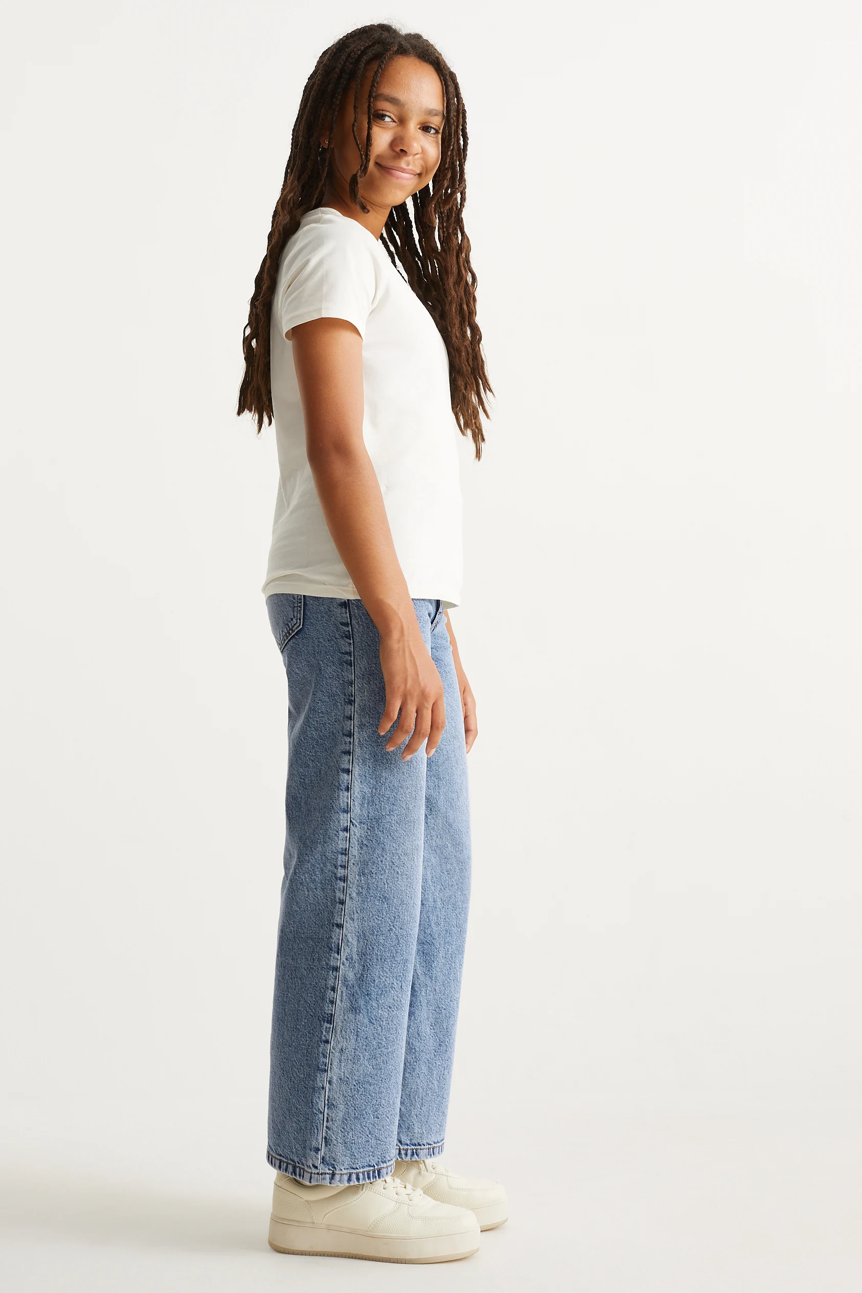 Wide leg jeans
