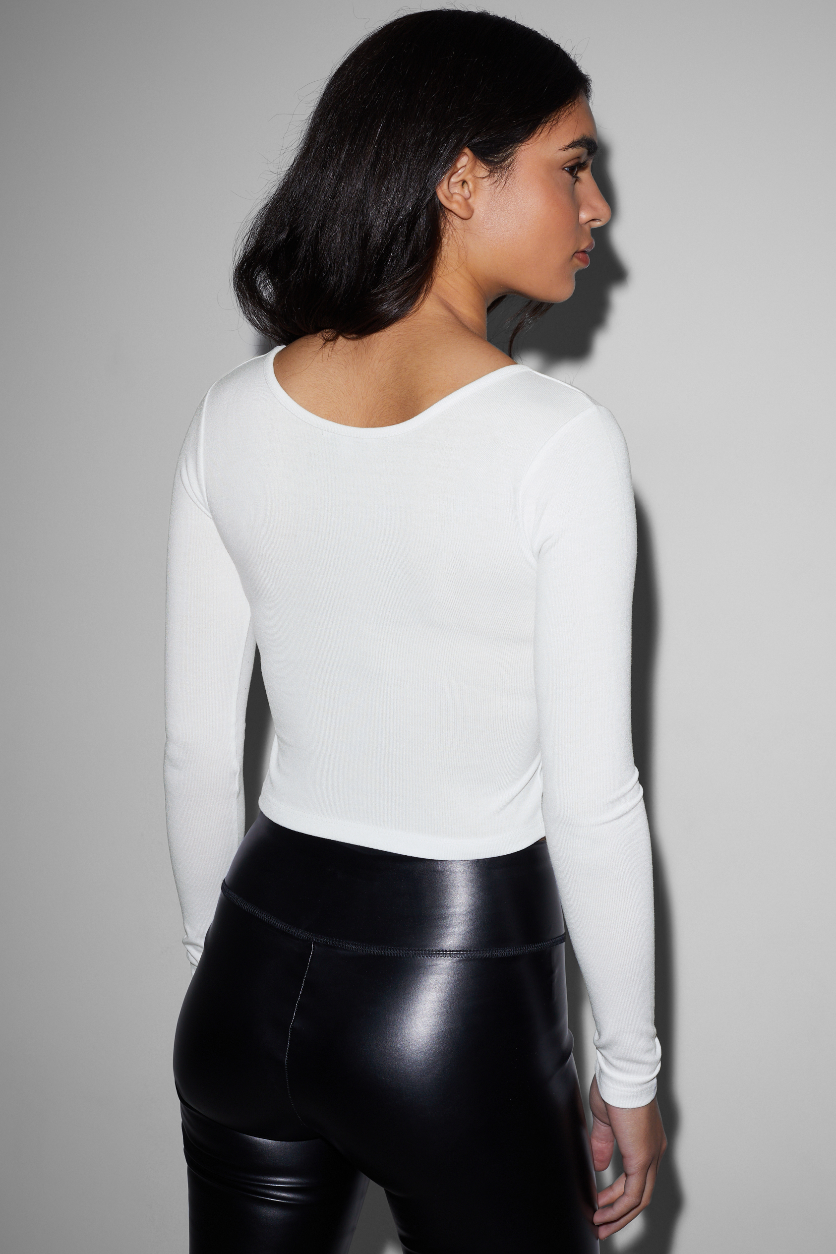CLOCKHOUSE - cropped long sleeve top