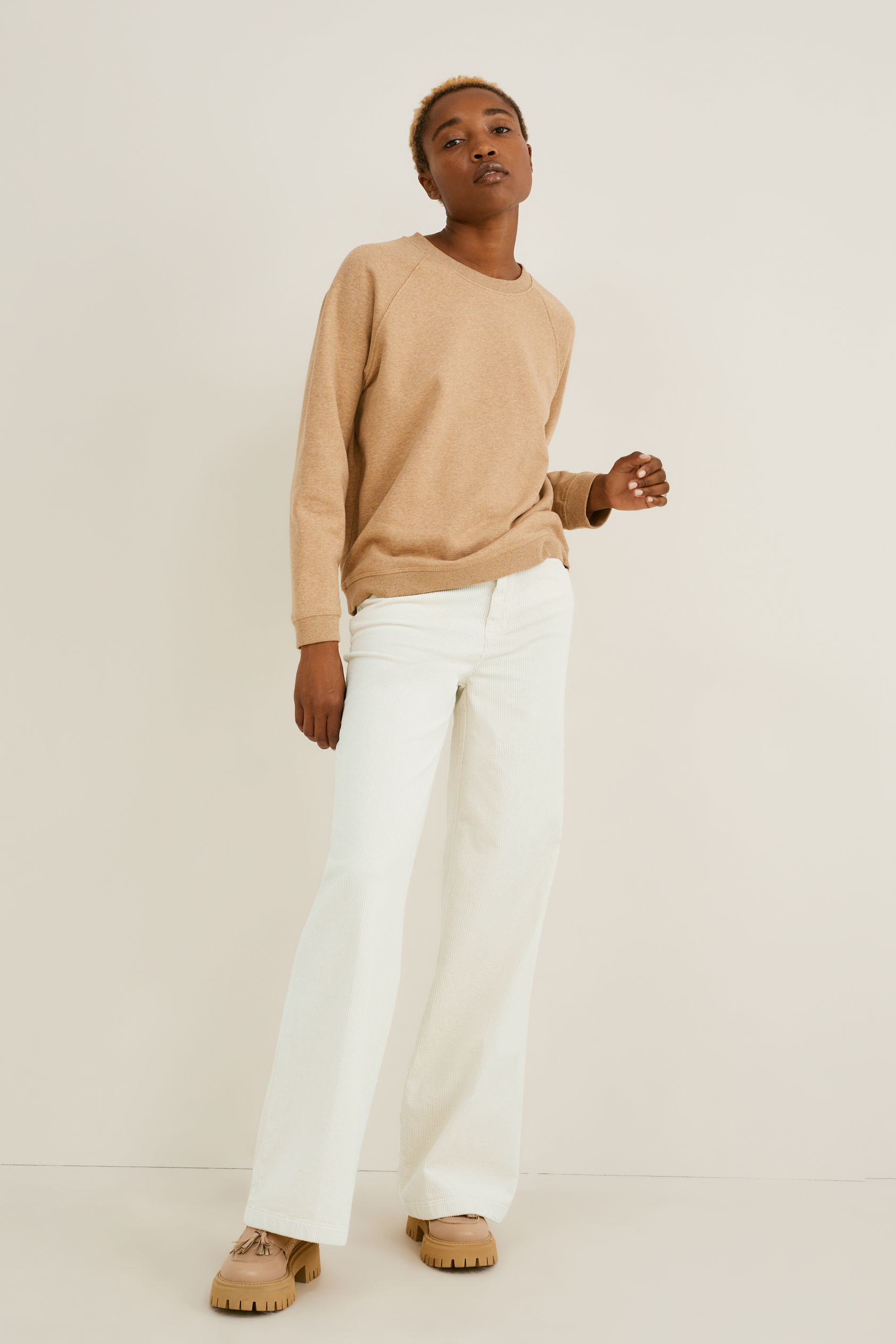 Corduroy trousers - high waist - wide flare