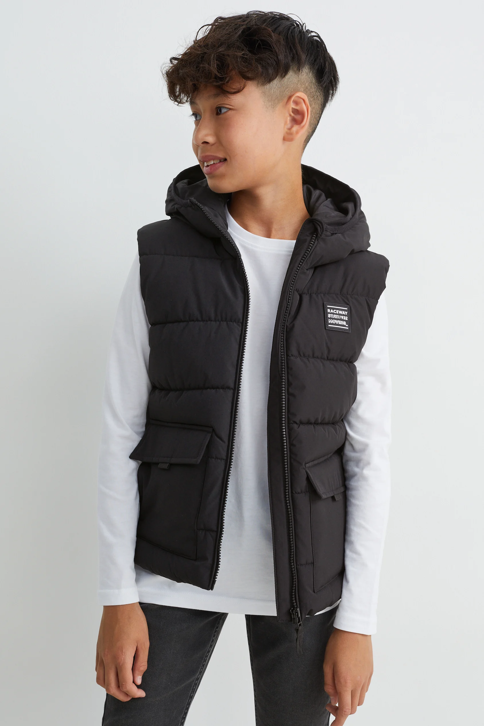 Quilted gilet with hood