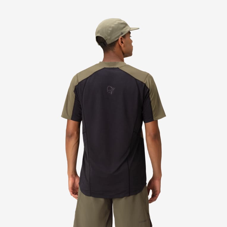 senja equaliser lightweight T-shirt