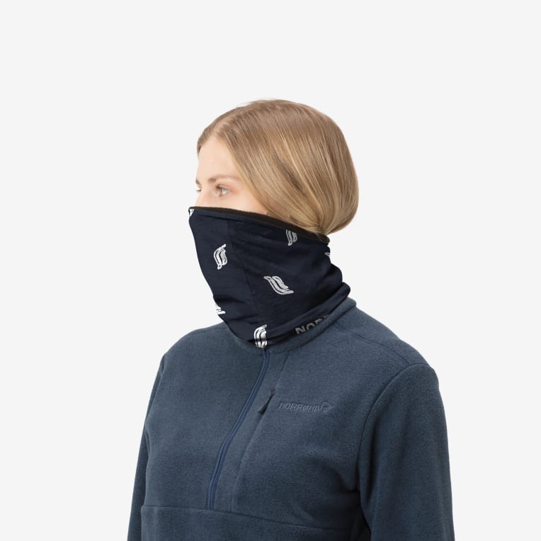 fleece neck