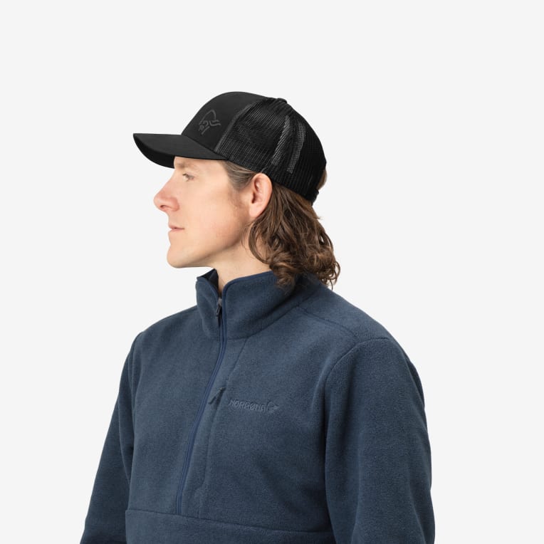 Trucker mesh snap back Cap