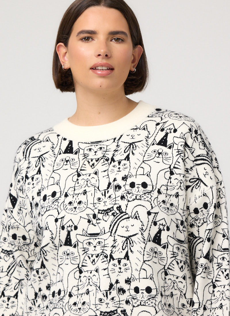Jude Cat Intarsia Oversized Knitted Jumper