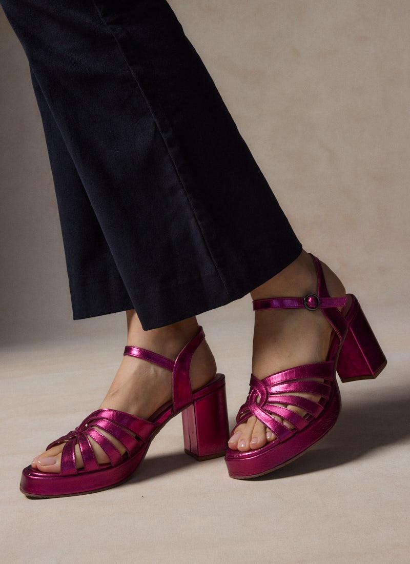 Montpellier Metallic Leather Platform Sandals - Pink
