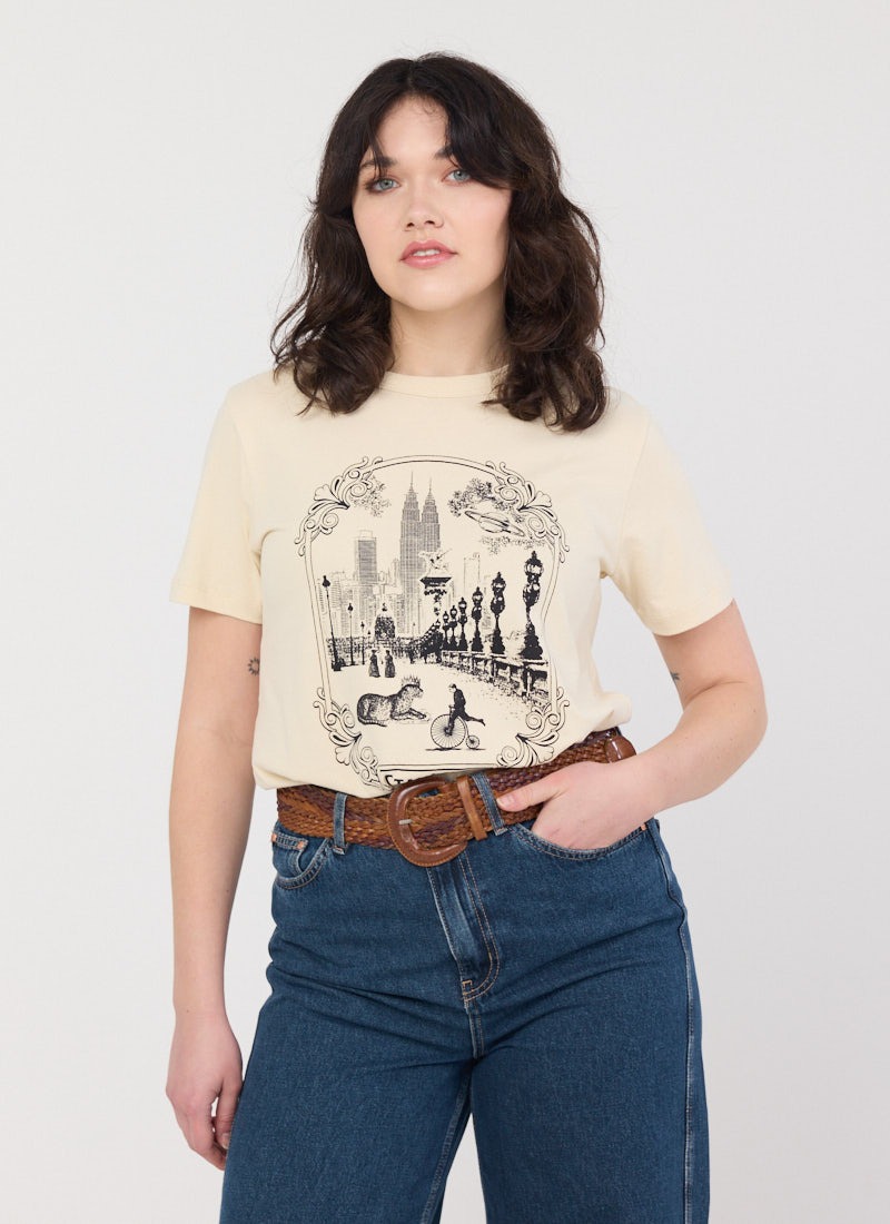 Beatrice Stay Weird Graphic Slogan Tee