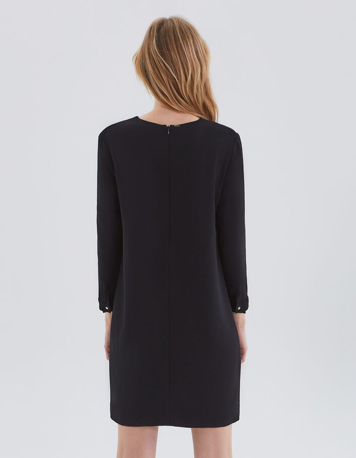 Robe noire avec gourmette m&eacute;tal devant Femme