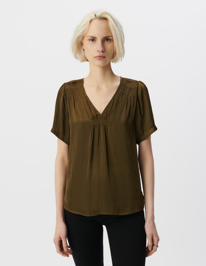 Top manches courtes kaki satin&eacute; d&eacute;tails smocks Femme