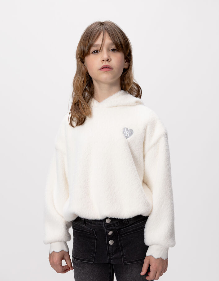 Sweat &agrave; capuche &eacute;cru tout doux badge coeur fille