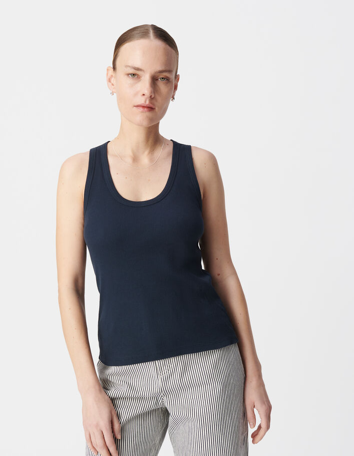 D&eacute;bardeur marine maille c&ocirc;tel&eacute;e chevrons brod&eacute;s dos Femme