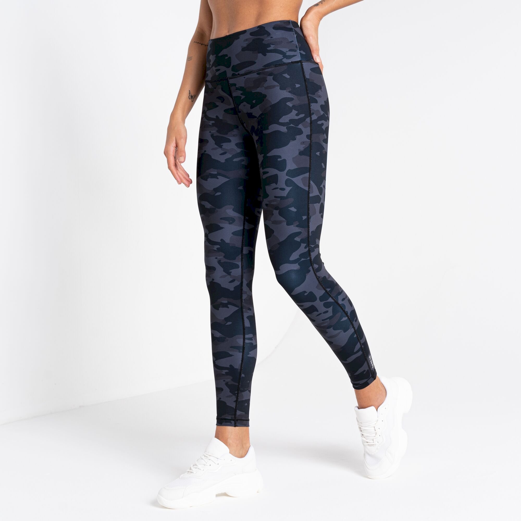 Dare 2b - Women's Influential Recycled Leggings | Black Camo Print
