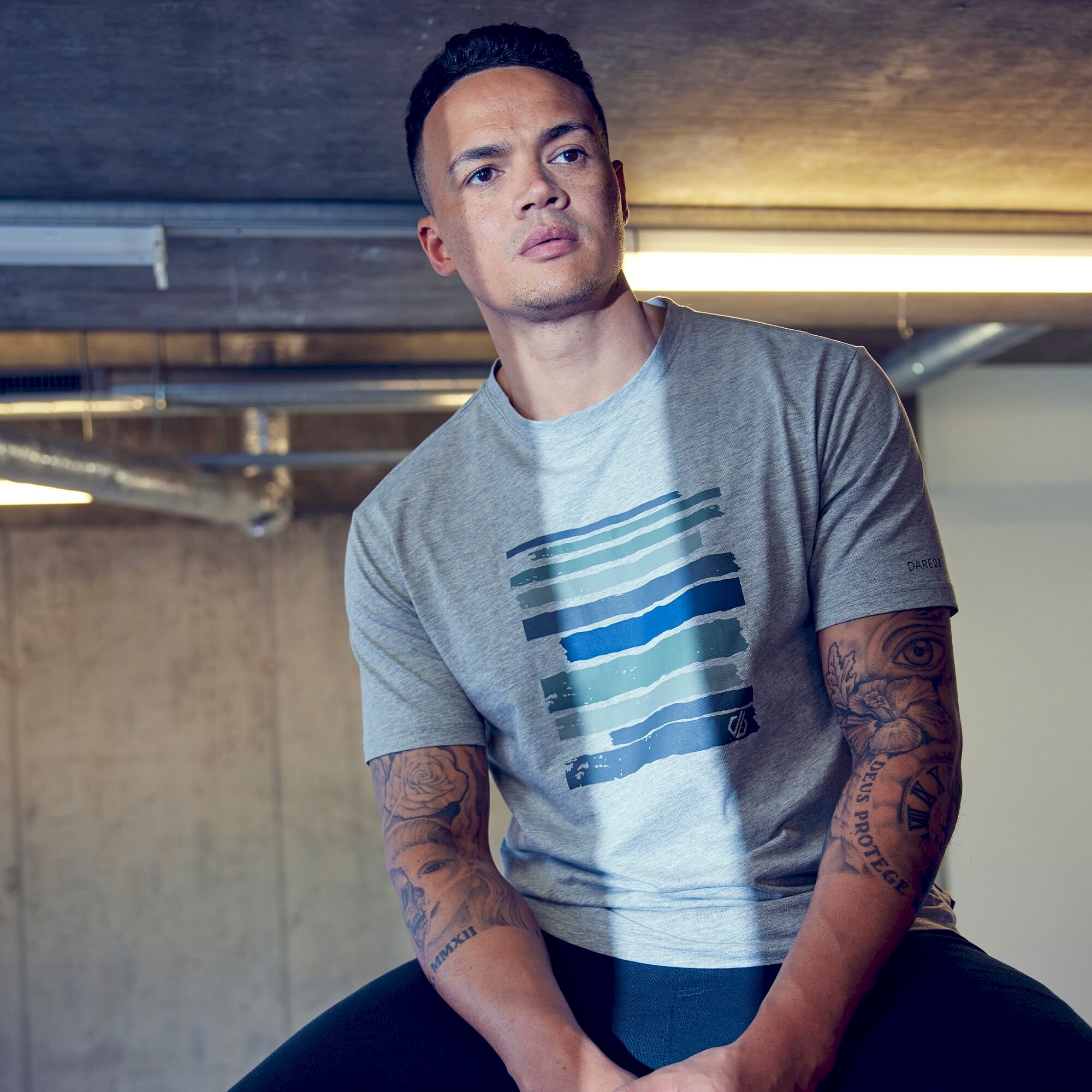 Dare 2b - Men's Dubious II Graphic T-Shirt | Ash Grey