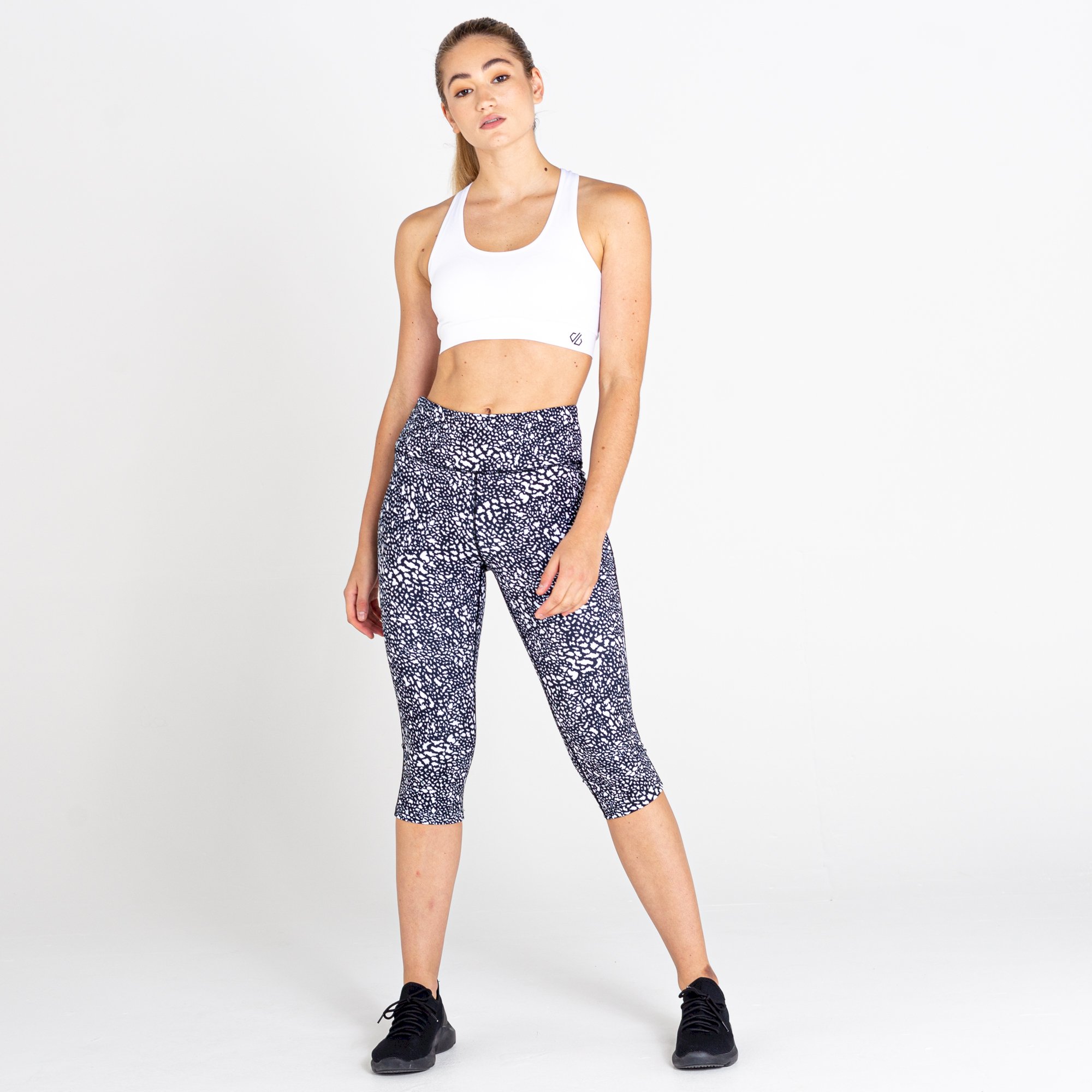 Dare 2b - Women's Influential 3/4 Recycled Leggings | Black White Dot Print