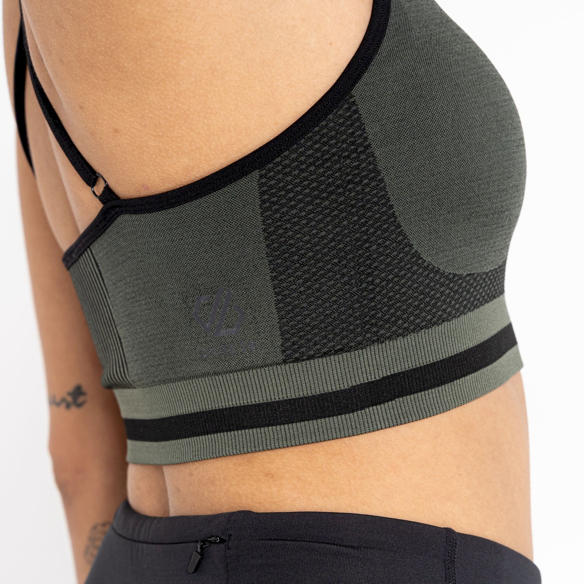 Dare 2b - Women's Don't Sweat It Strappy Bra | Duck Green