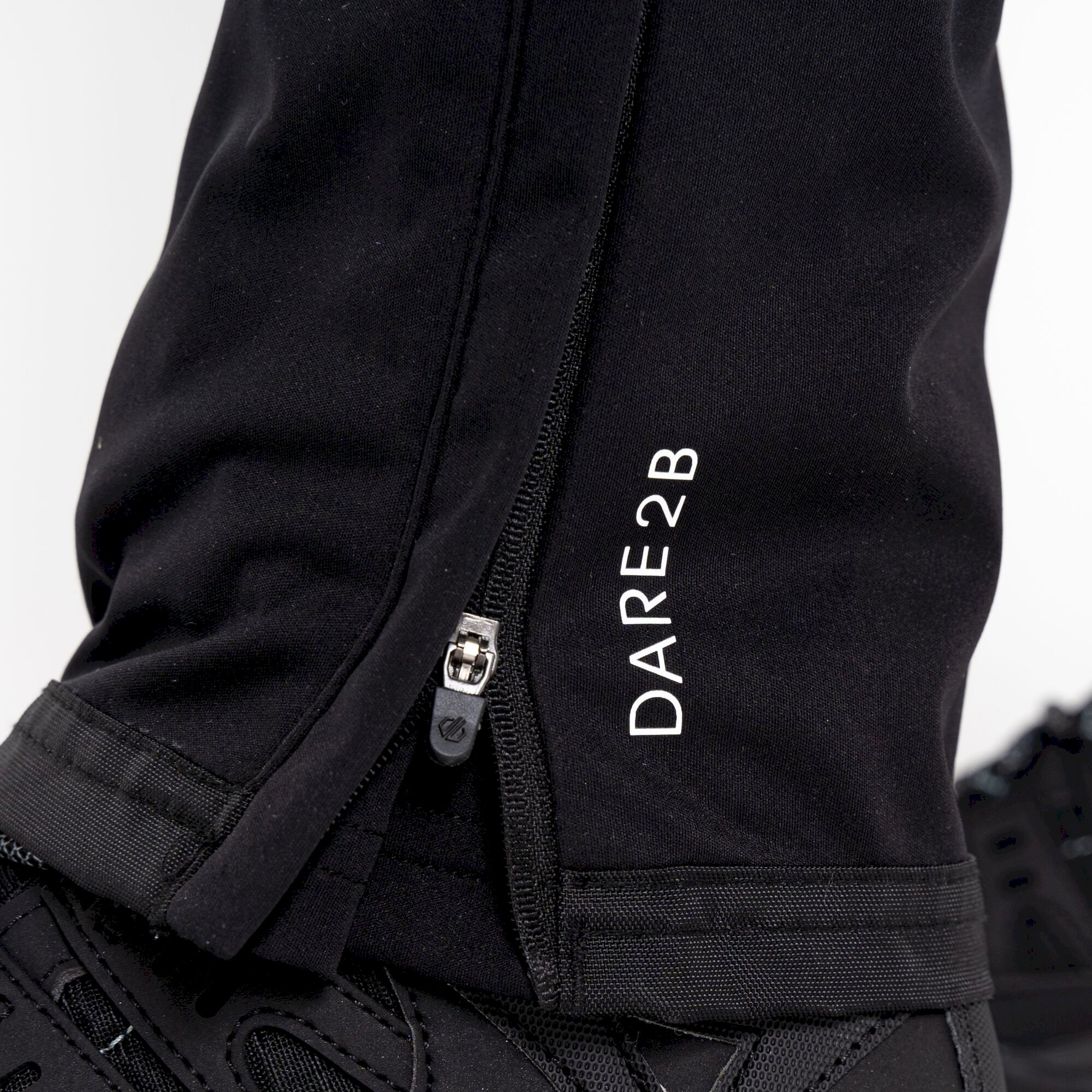 Dare 2b - Women's Nonstop Hybrid Softshell Walking Trousers | Black