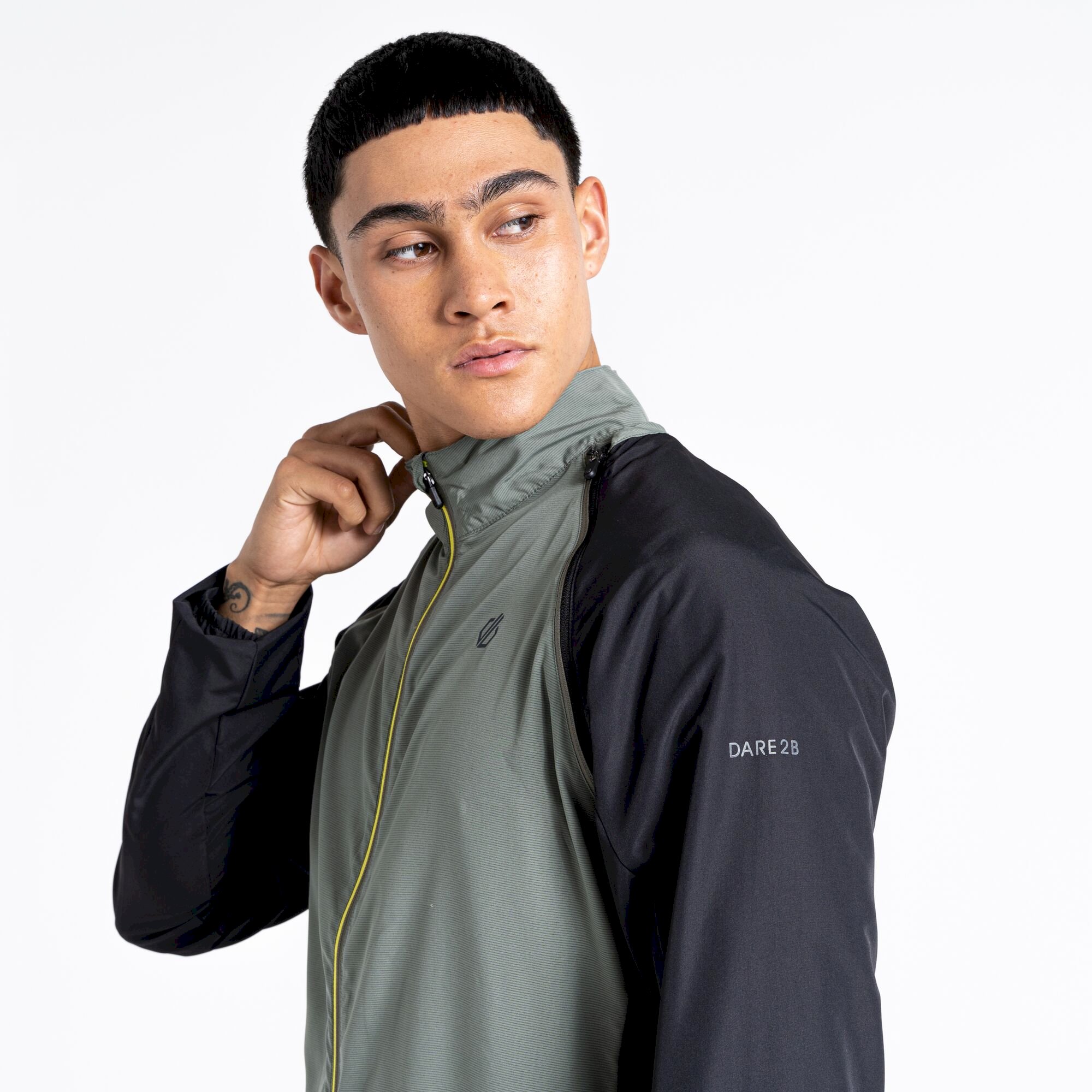 Dare 2b - Men's Oxidate Lightweight Windshell Jacket | Agave Green Black