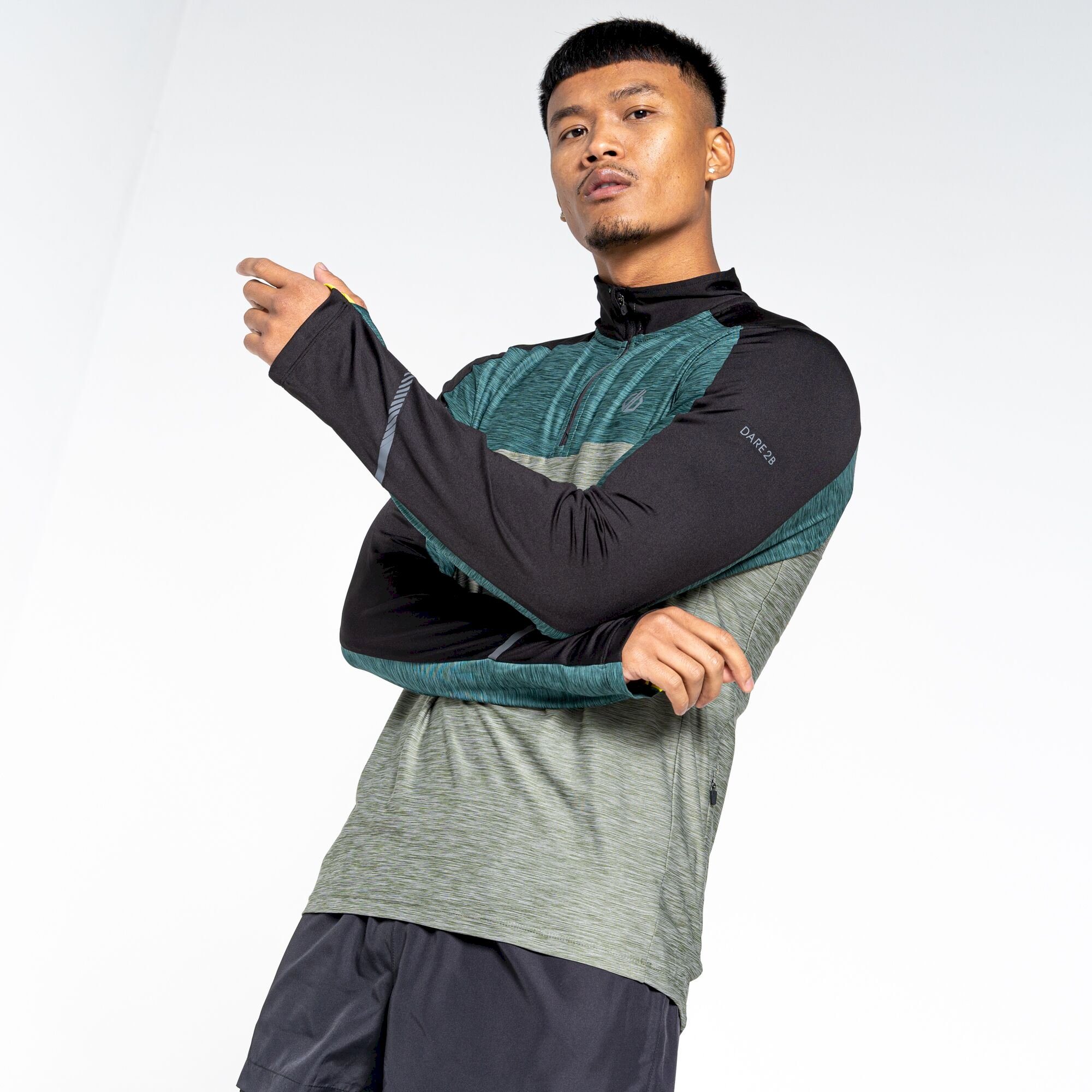 Dare 2b - Men's Power Up II Lightweight Jersey | Agave Green Fern Green