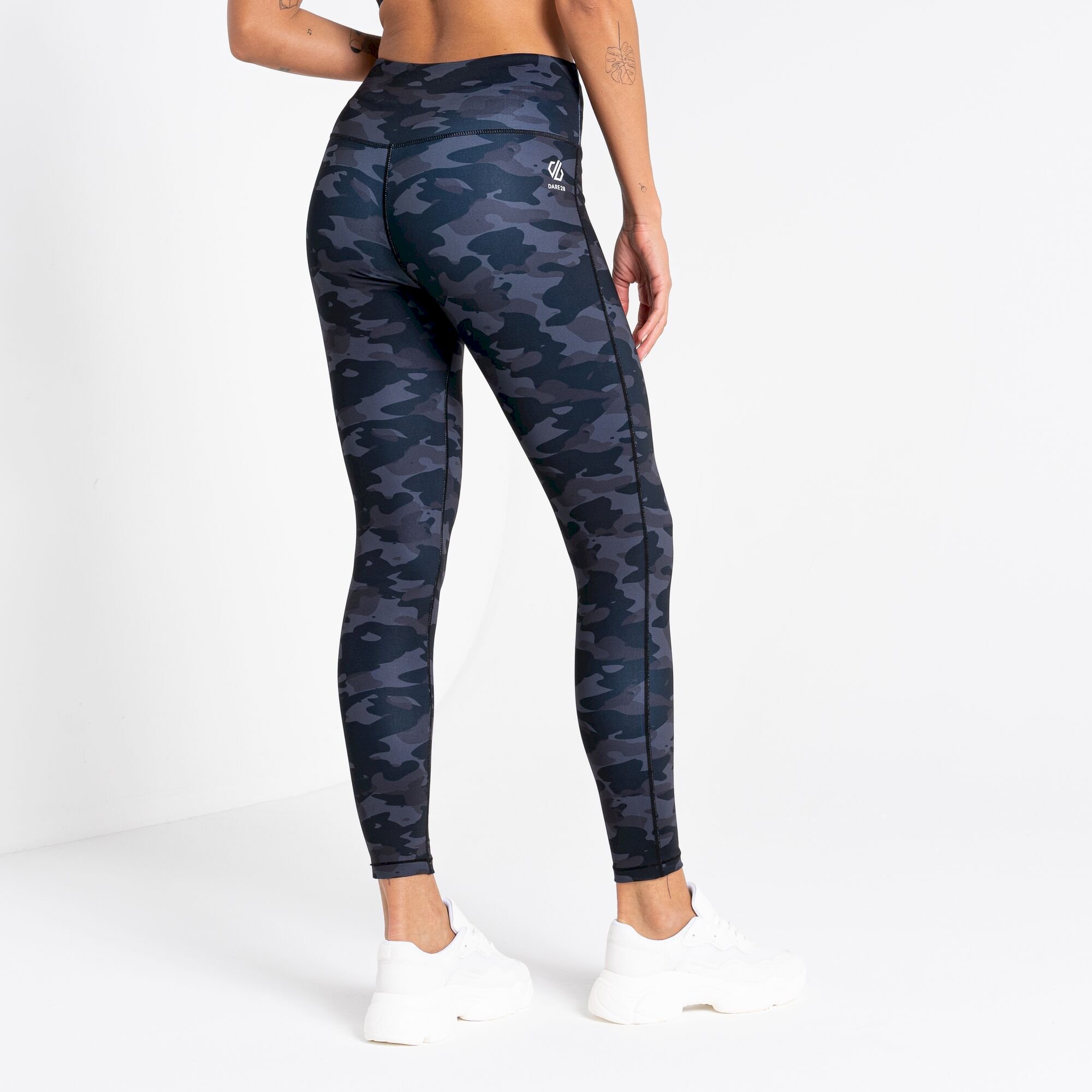 Dare 2b - Women's Influential Recycled Leggings | Black Camo Print