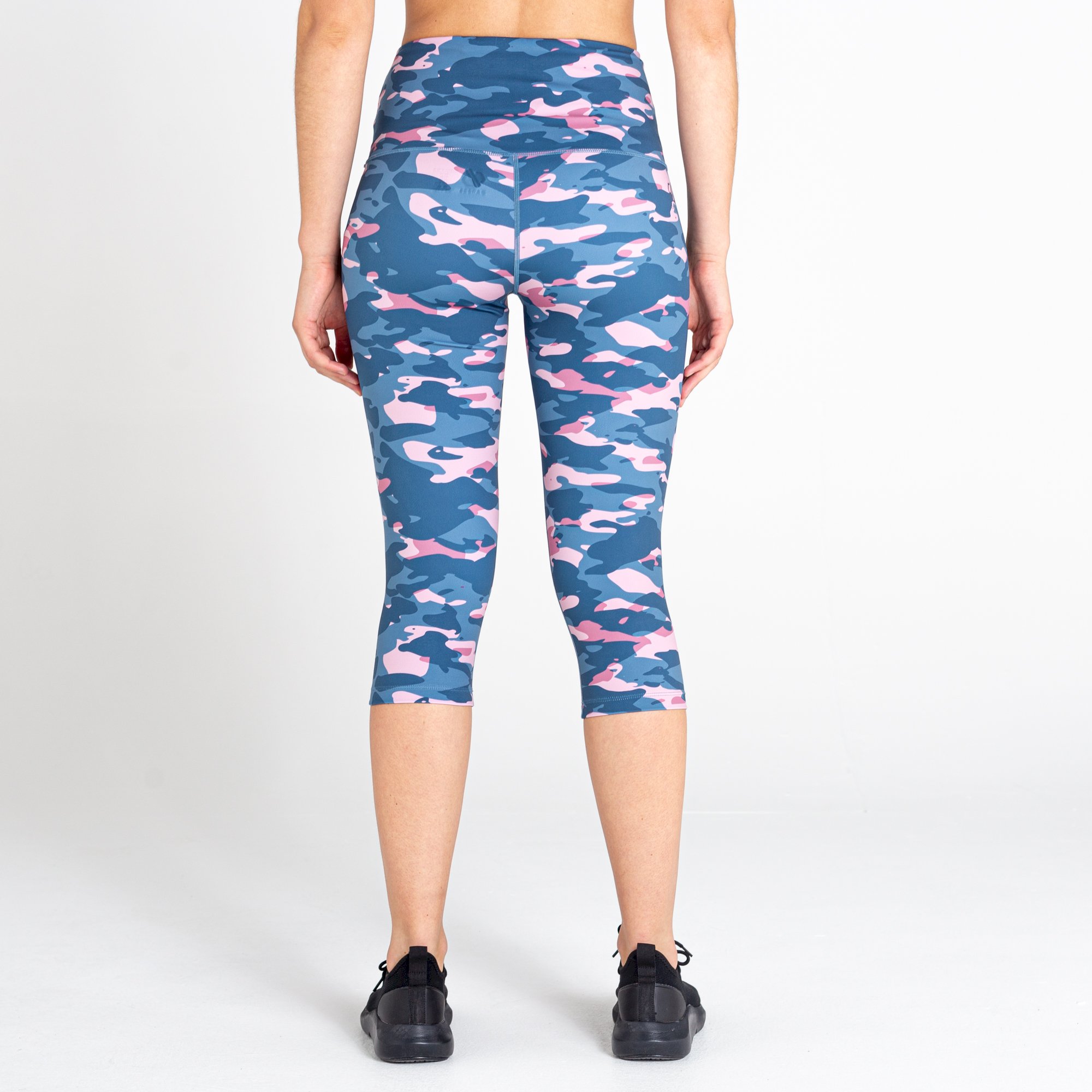 Dare 2b - Women's Influential 3/4 Recycled Leggings | Powder Pink Camo